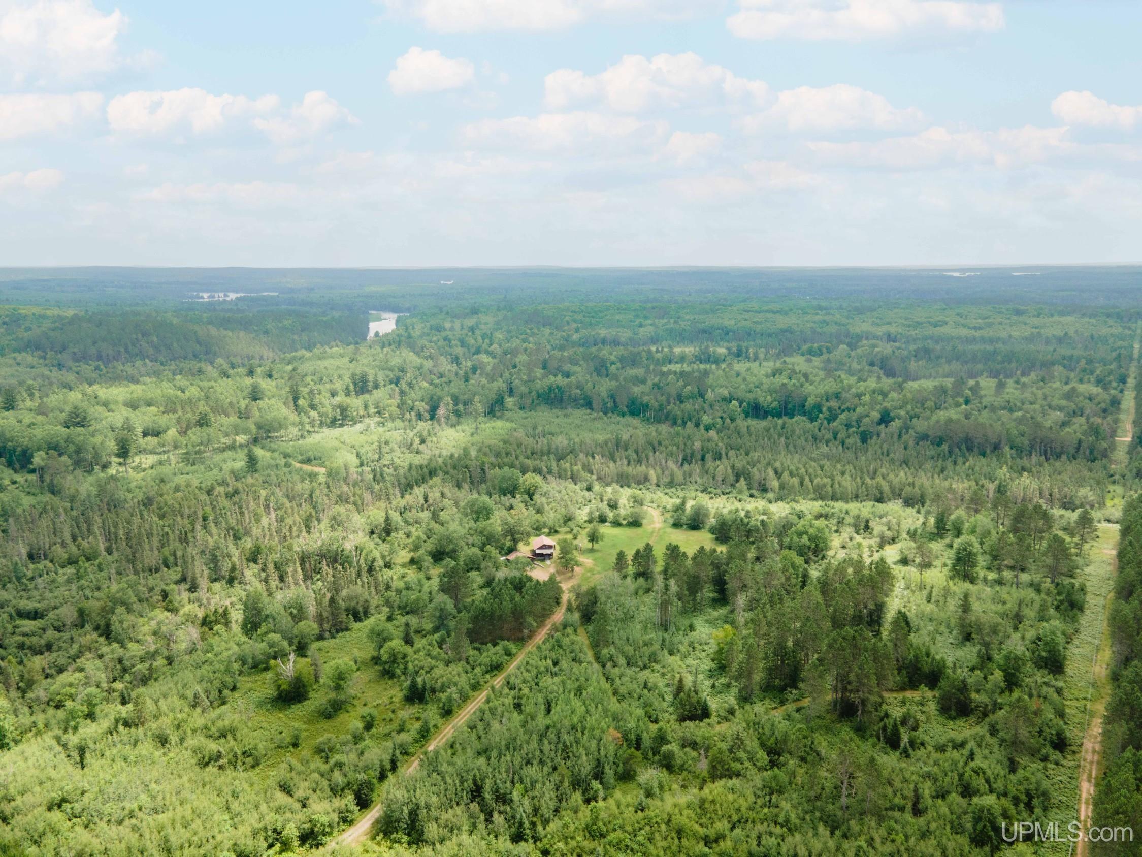 Homes for sale in Crystal Falls, MI | 2154 M69 Hwy, Crystal Falls, MI 49920 | MLS# 50184914