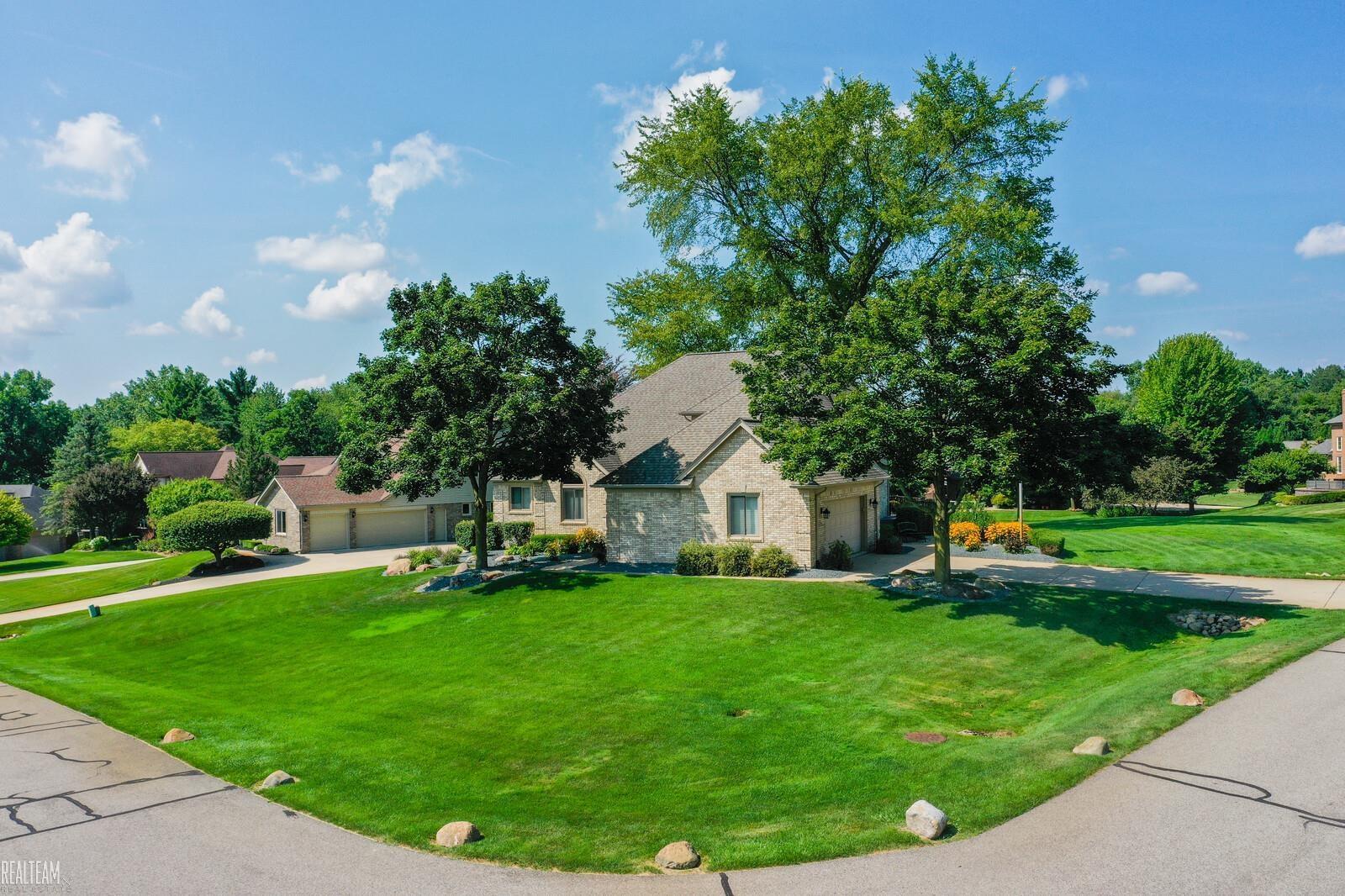 Homes for sale in Washington, MI | 8109 Orchardview Dr, Washington, MI 48095 | MLS# 50185025