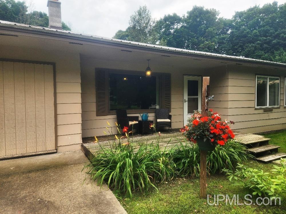 Homes for sale in Crystal Falls, MI | 1313 Forest Pkwy, Crystal Falls, MI 49920 | MLS# 50185167