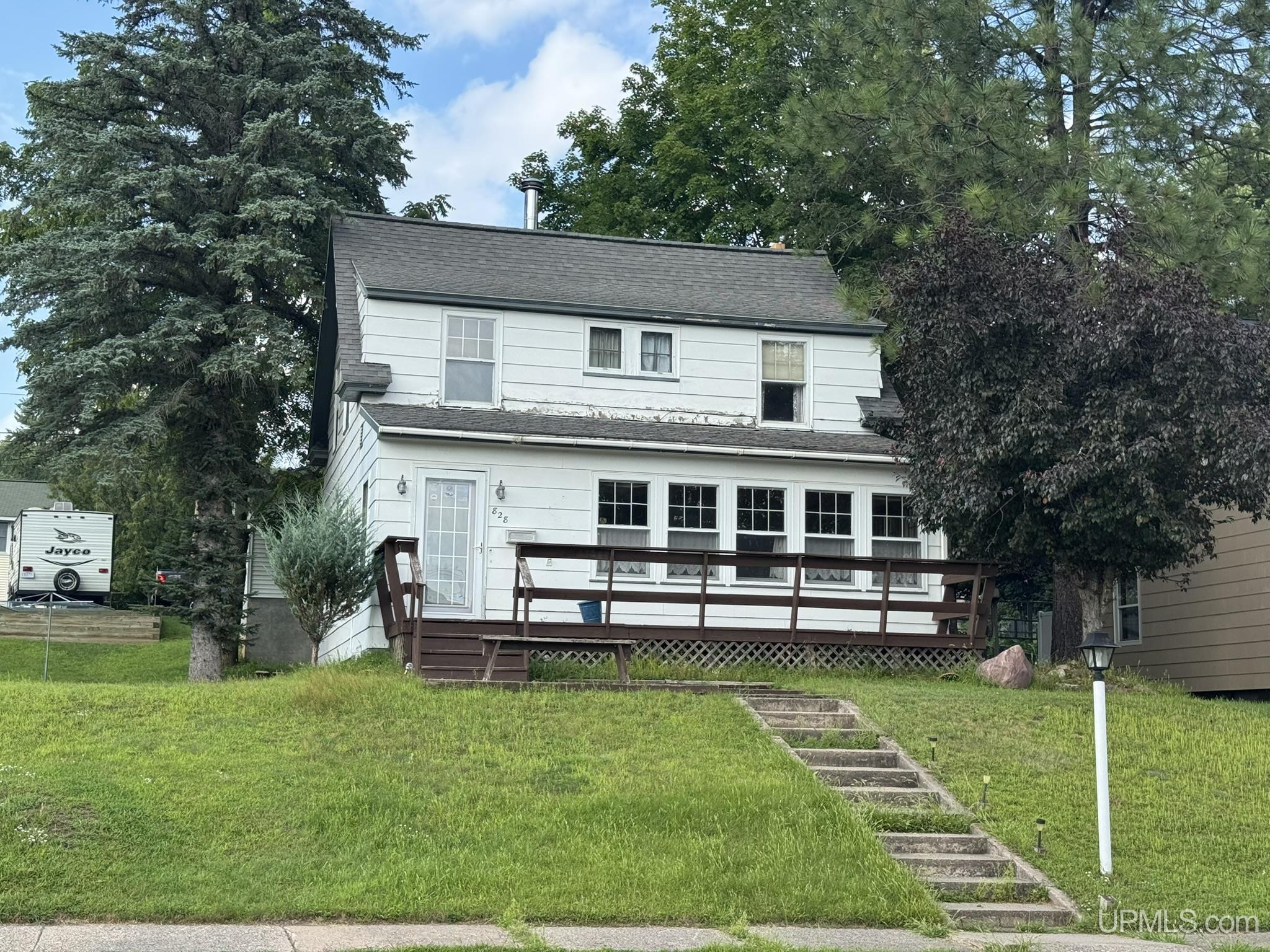 Homes for sale in Kingsford, MI | 828 Cass Ave, Kingsford, MI 49802 | MLS# 50185434