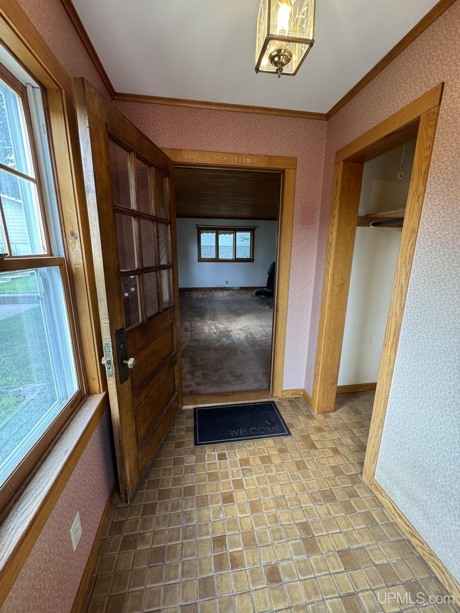 Homes for sale in Kingsford, MI | 828 Cass Ave, Kingsford, MI 49802 | MLS# 50185434