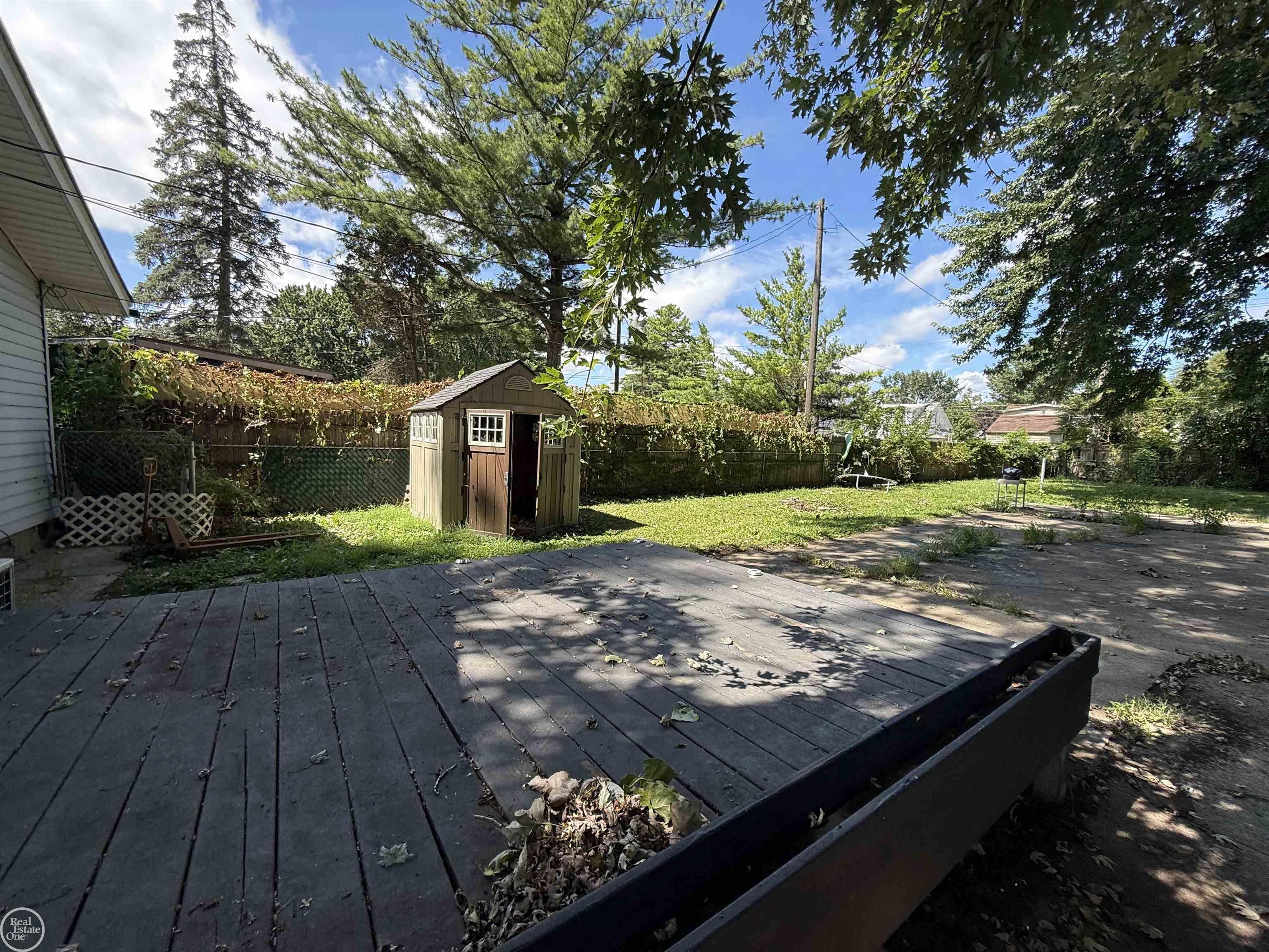 Homes for sale in Saint Clair Shores, MI | 21805 Downing St, Saint Clair Shores, MI 48080 | MLS# 50185677