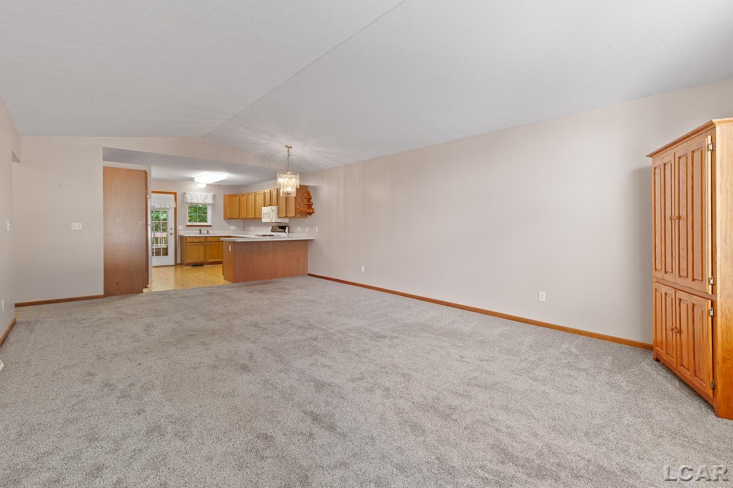 Homes for sale in Adrian, MI | 302 Lakewood Dr, Adrian, MI 49221 | MLS# 50185731