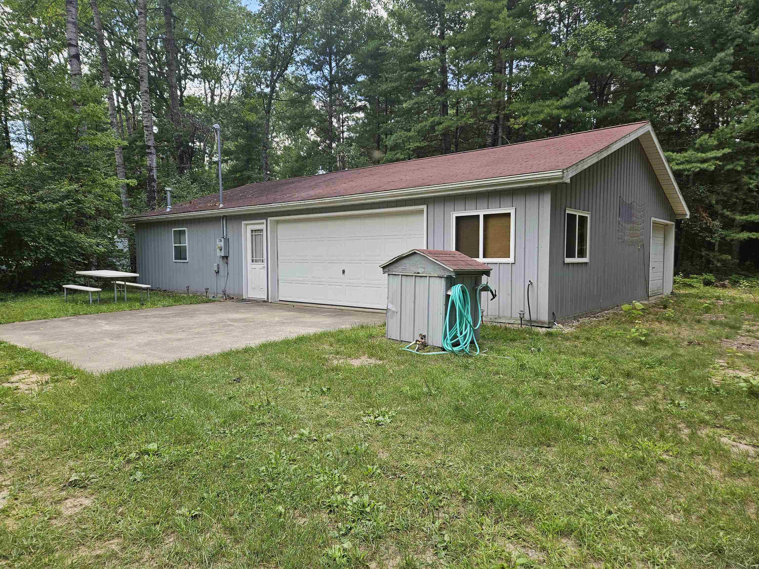 Homes for sale in Harrison, MI | 9647 Hughes Rd, Harrison, MI 48625 | MLS# 50185751