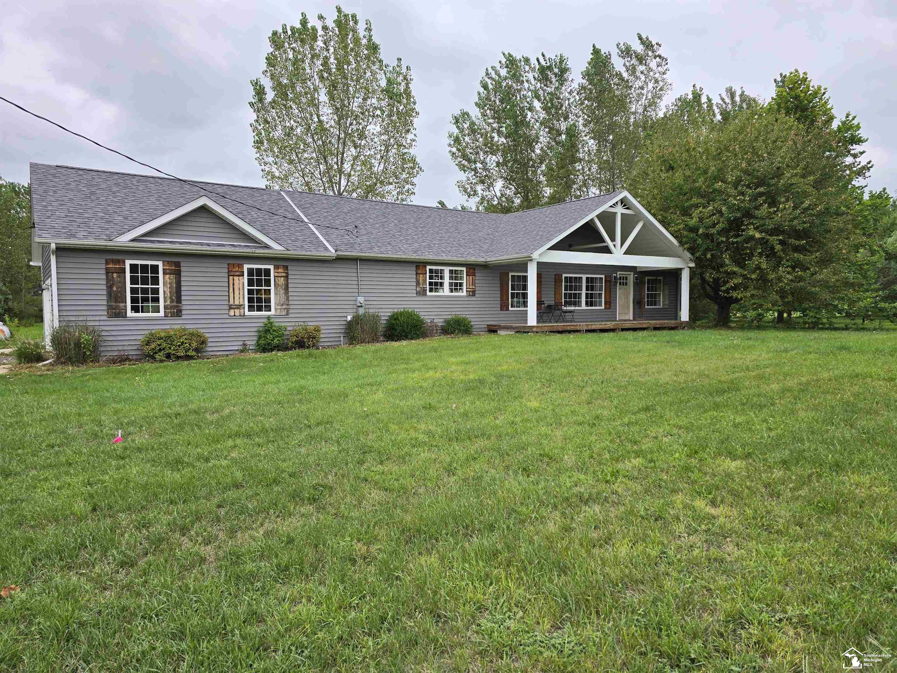 Homes for sale in Petersburg, MI | 6654 Alcott Rd, Petersburg, MI 49270 | MLS# 50185903