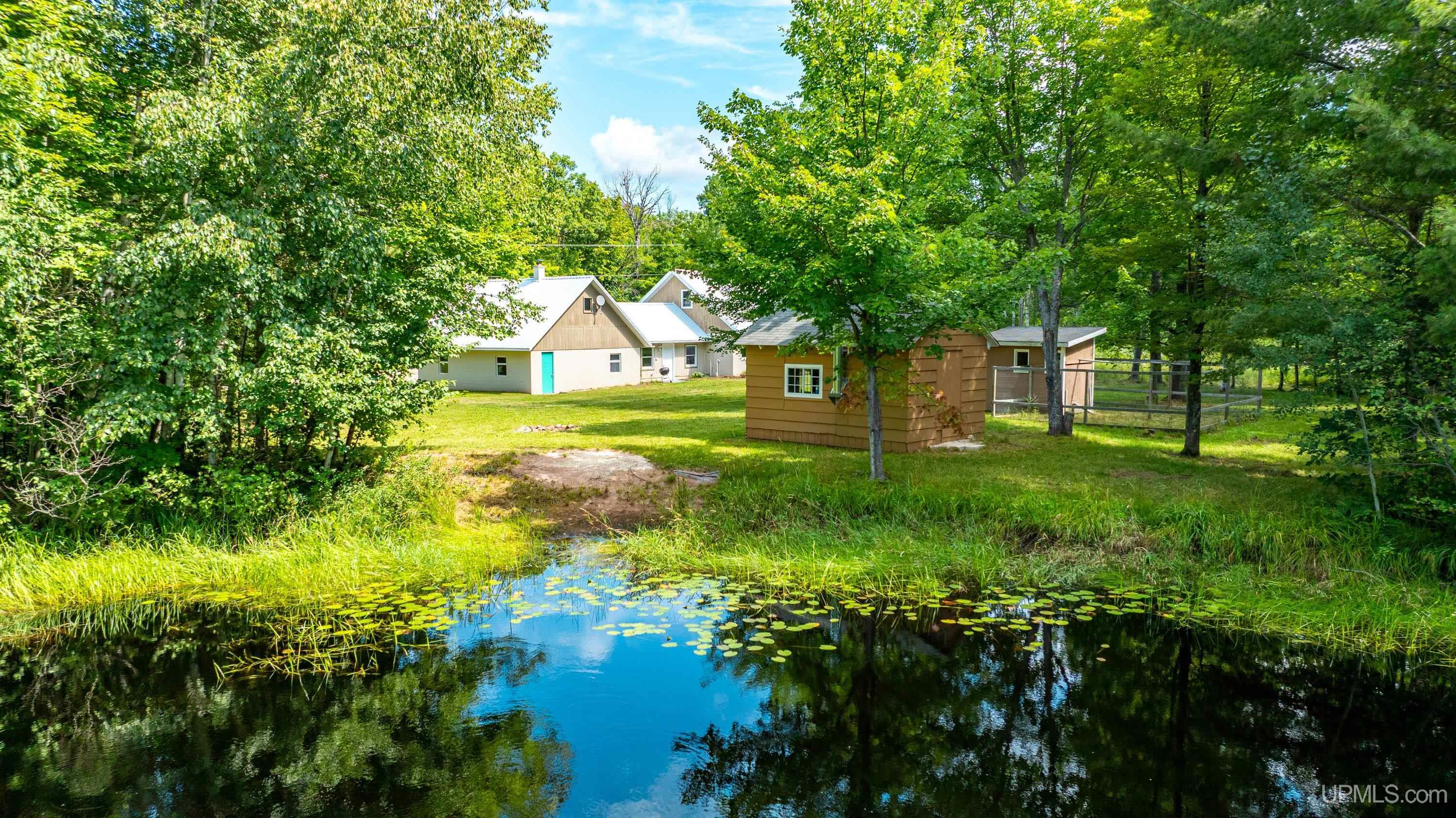 Homes for sale in Hancock, MI | 24411 Upper Point Mills Rd, Hancock, MI 49930 | MLS# 50186136