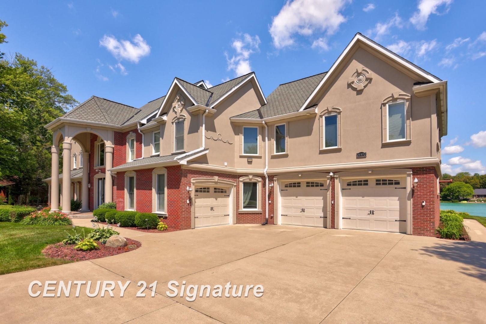 Homes for sale in Saginaw, MI | 11372 Lake Circle Dr, Saginaw, MI 48609 | MLS# 50186139