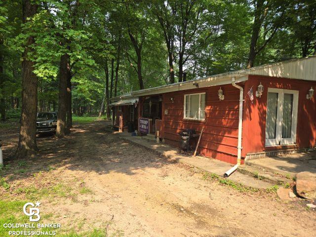 Homes for sale in Emmett, MI | 5699 Connell Rd, Emmett, MI 48022 | MLS# 50186288