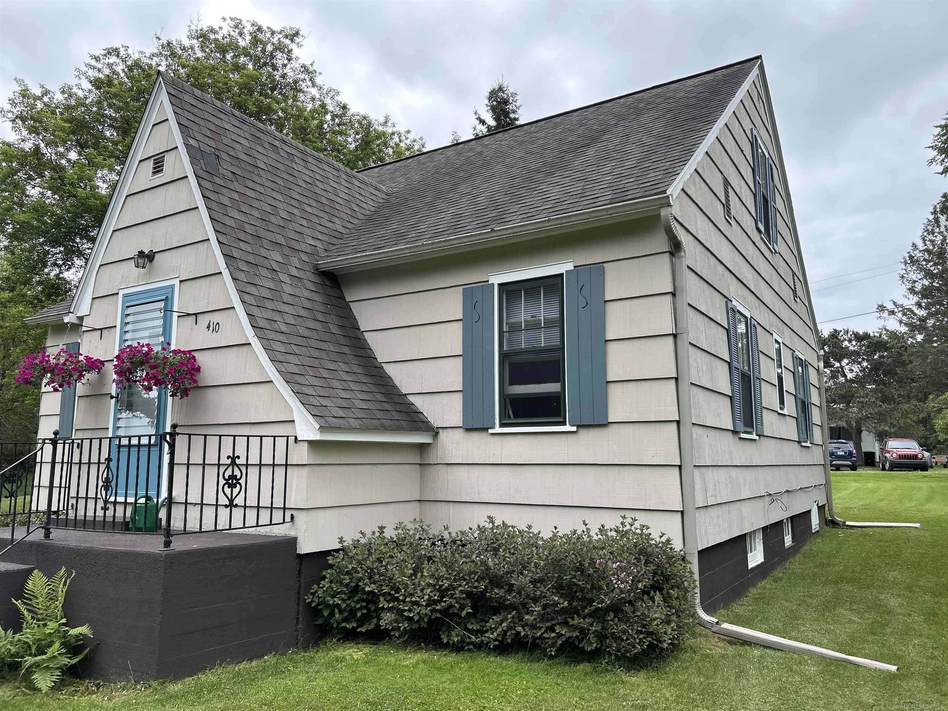 Homes for sale in Iron River, MI | 410 Ruby St, Iron River, MI 49935 | MLS# 50186293