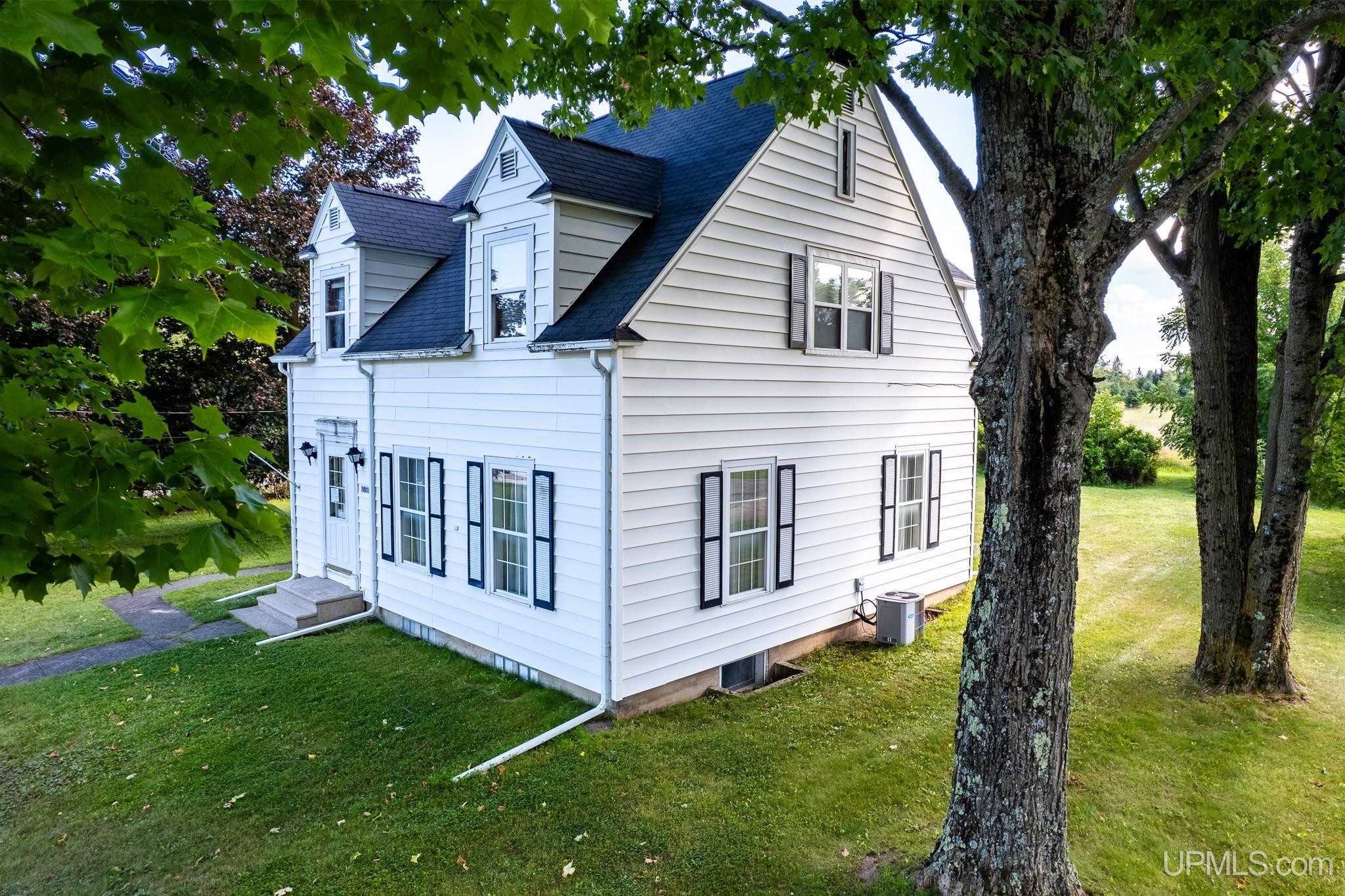 Homes for sale in Perkins, MI | 5807 Hwy M35 Hwy, Perkins, MI 49872 | MLS# 50186426