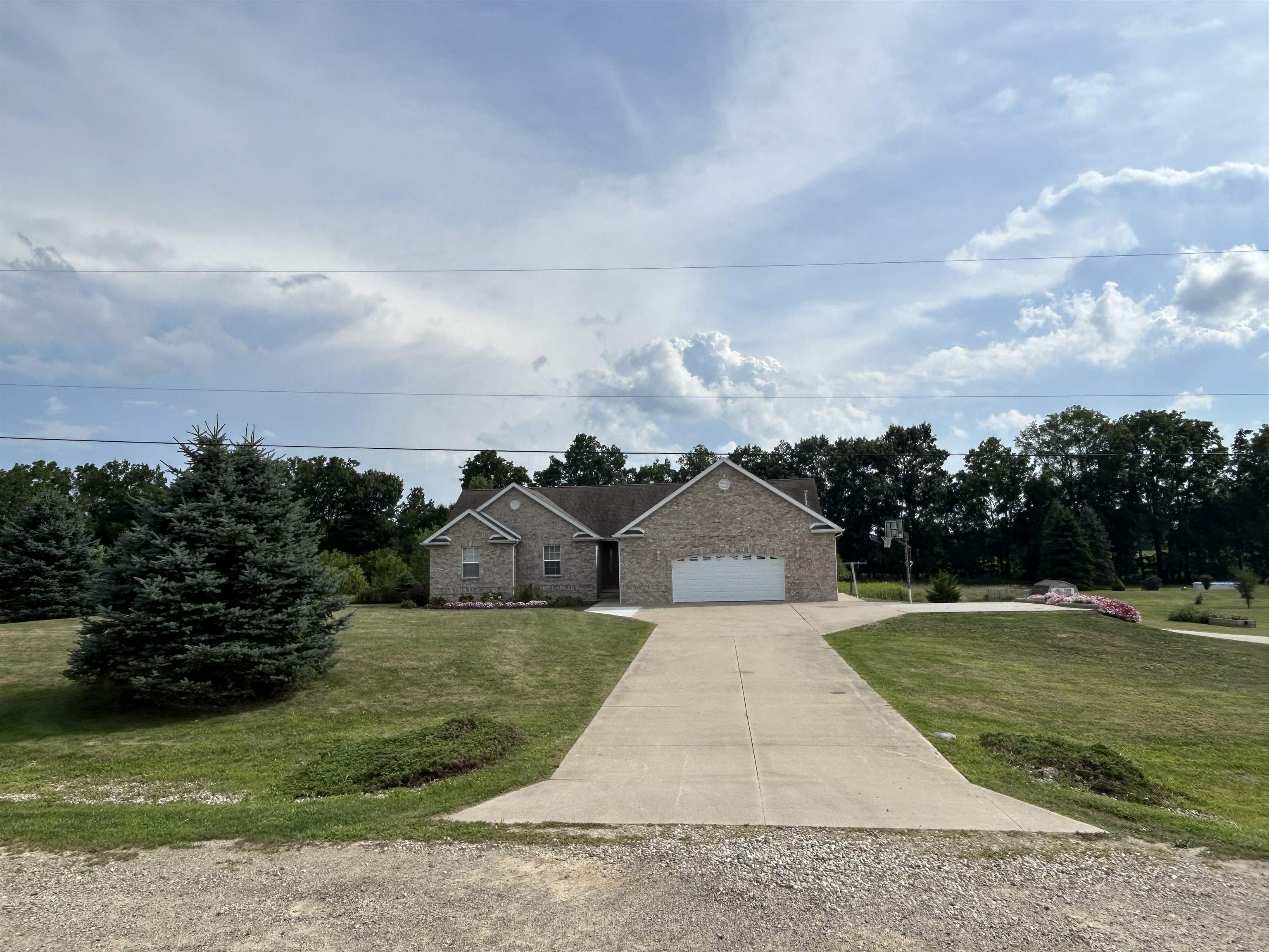 Homes for sale in Owosso, MI | 2419 S Morrice Rd, Owosso, MI 48867 | MLS# 50186635