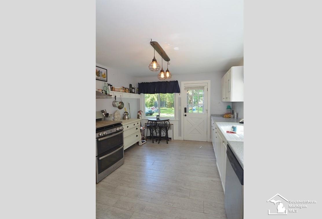 Homes for sale in Temperance, MI | 7808 Lewis Ave, Temperance, MI 48182 | MLS# 50186664