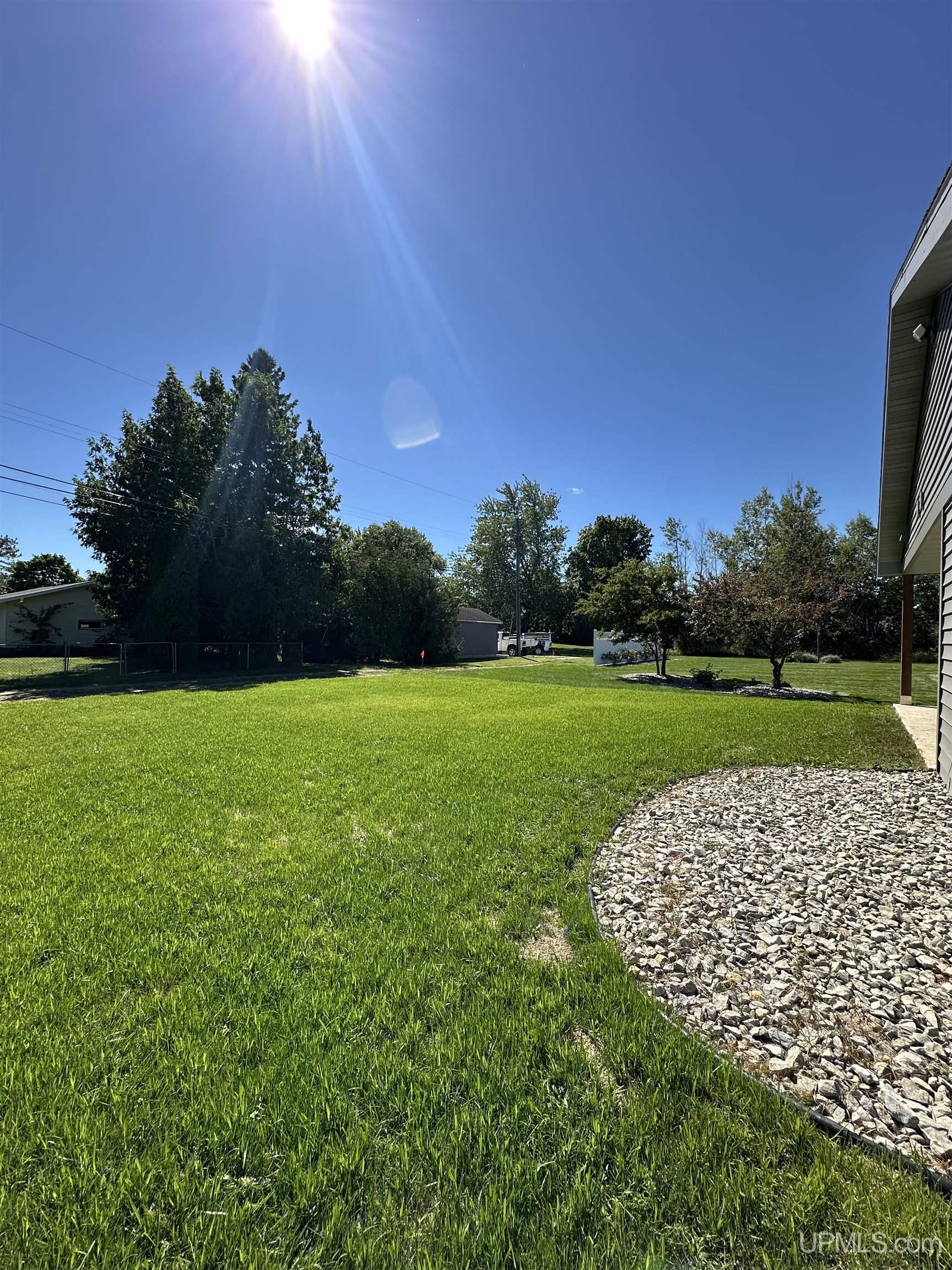 Homes for sale in Escanaba, MI | 1705 S 21st Ave, Escanaba, MI 49829 | MLS# 50186784