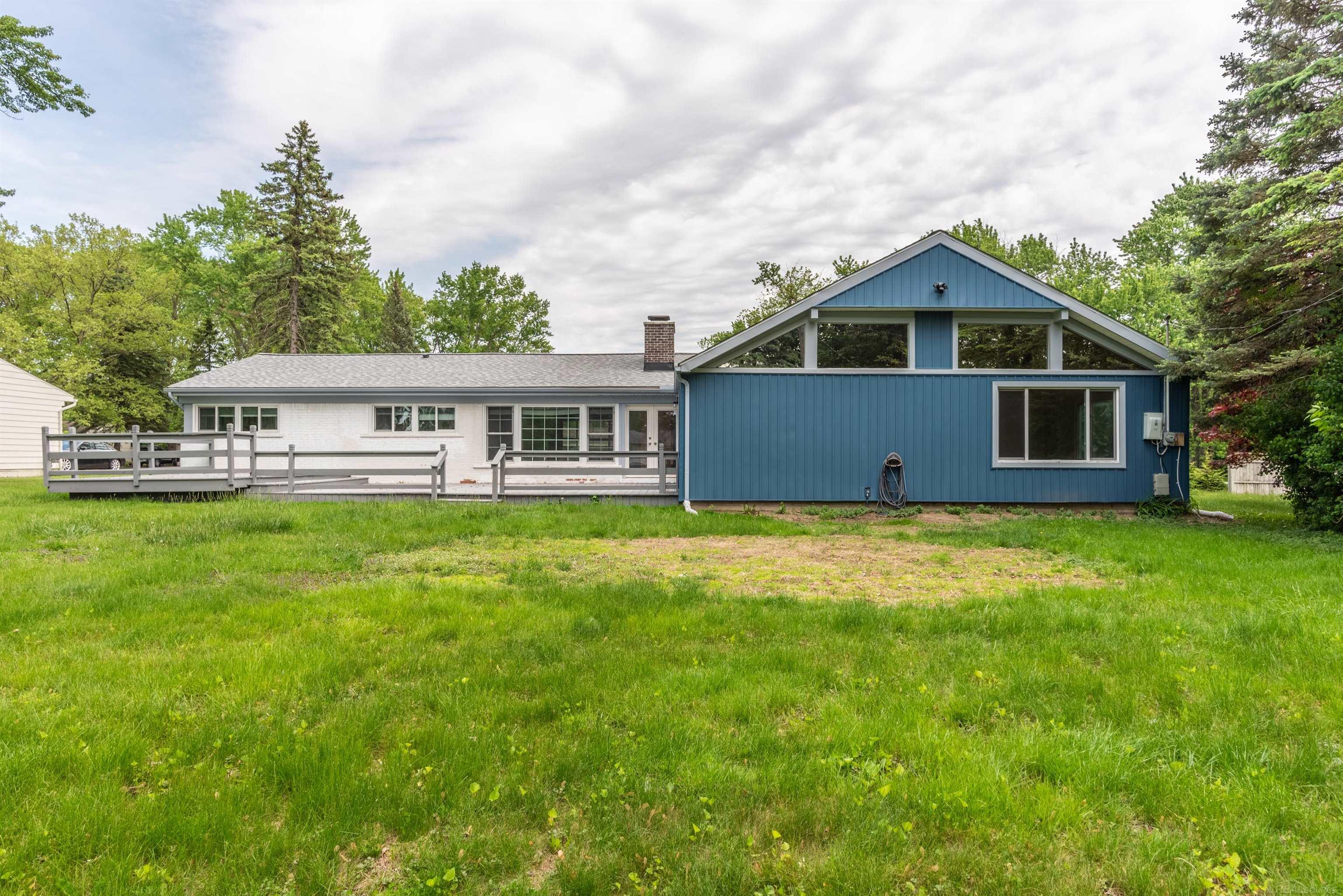 Homes for sale in West Bloomfield, MI | 5311 Cambourne Pl, West Bloomfield, MI 48322 | MLS# 50186856