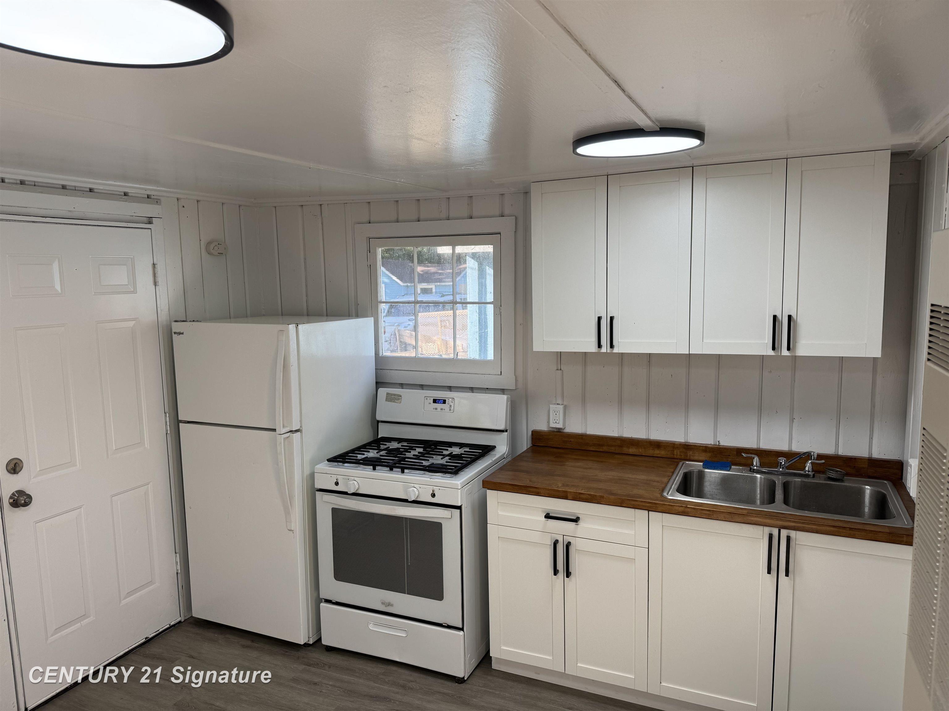 Homes for sale in Greenbush, MI | 4060 S Us 23 Hwy, Greenbush, MI 48738 | MLS# 50186881