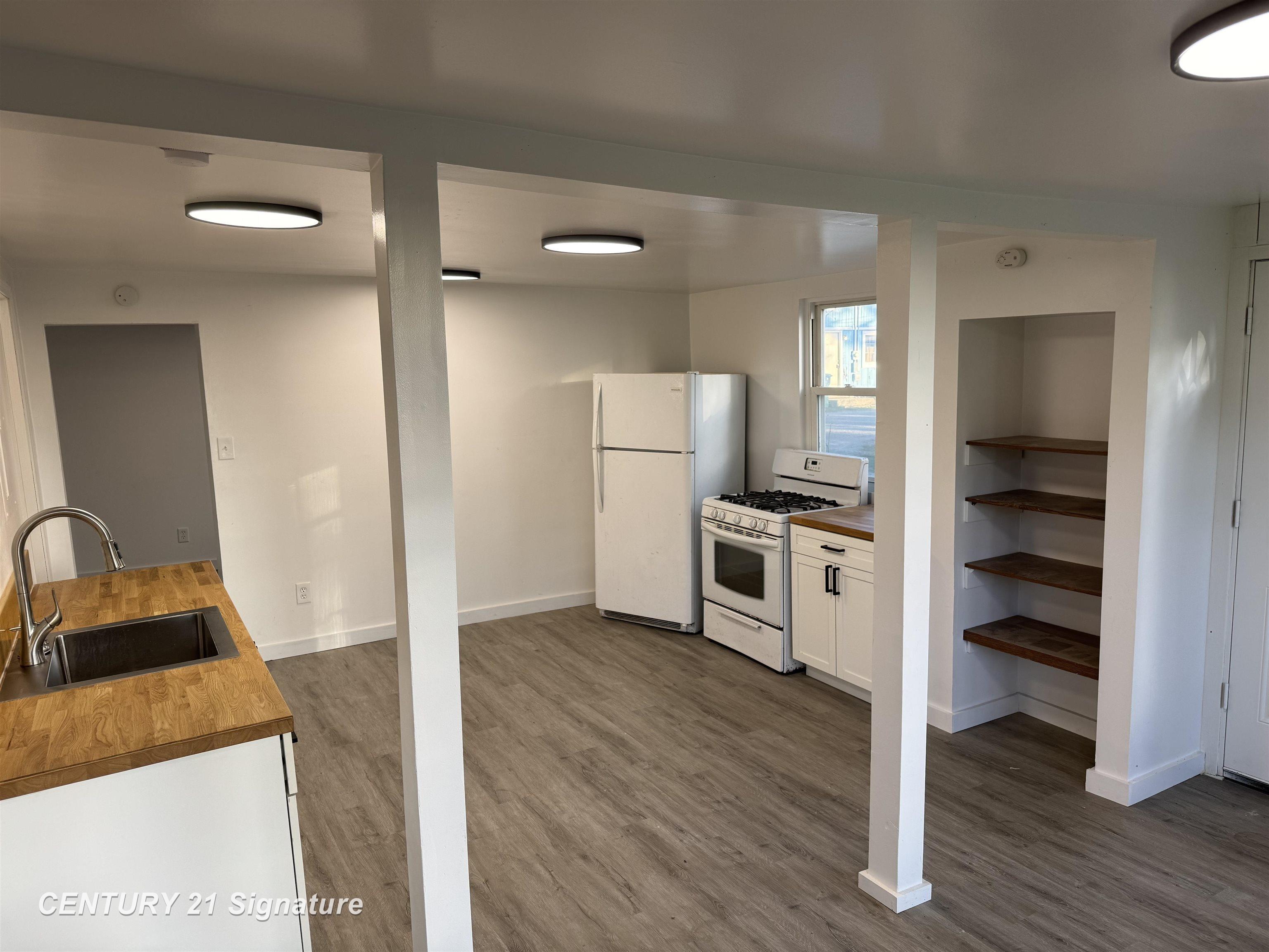 Homes for sale in Greenbush, MI | 4060 S Us-23 Hwy, Greenbush, MI 48738 | MLS# 50186881