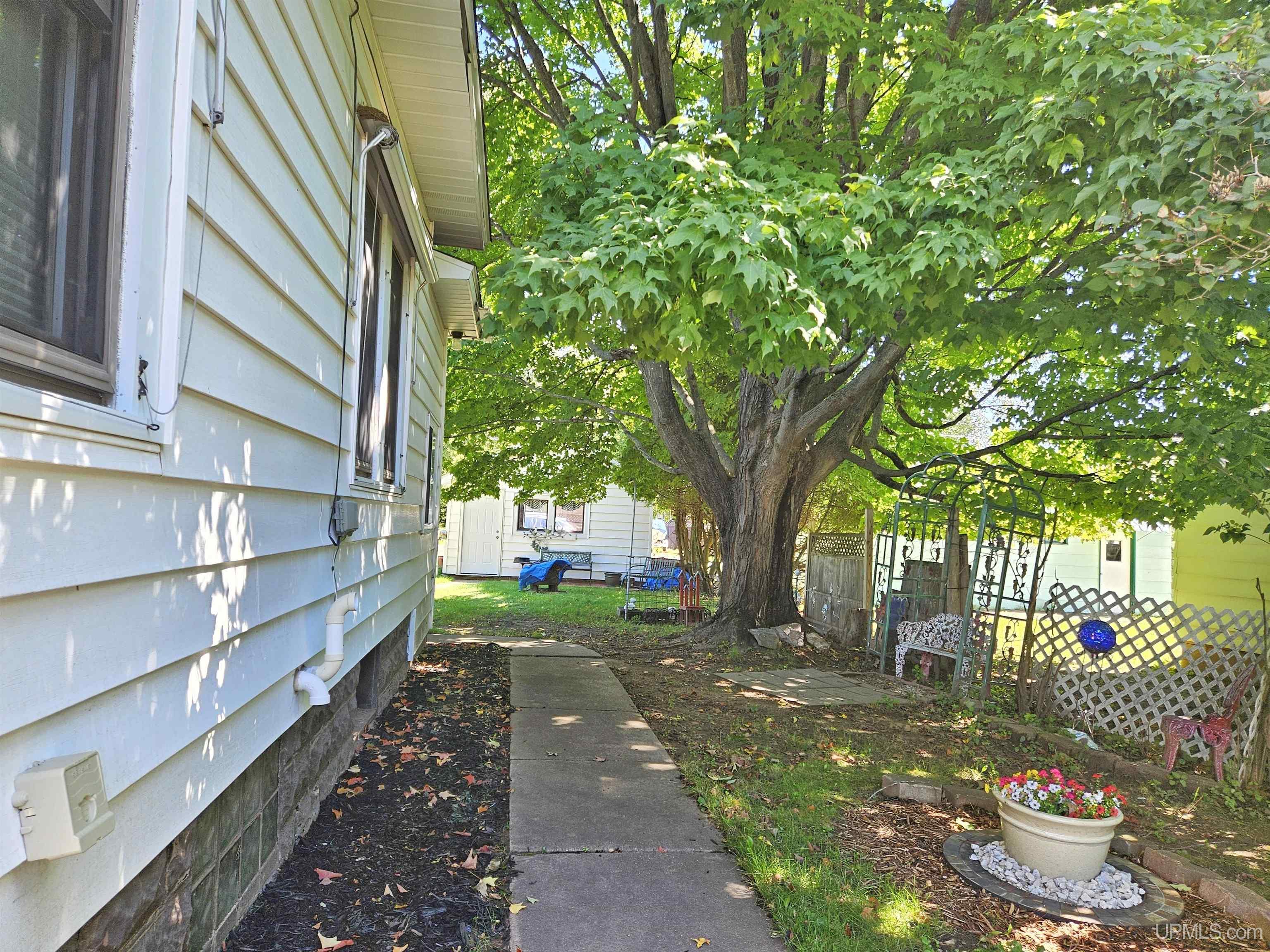 Homes for sale in Kingsford, MI | 212 Wilson Ave, Kingsford, MI 49802 | MLS# 50186943