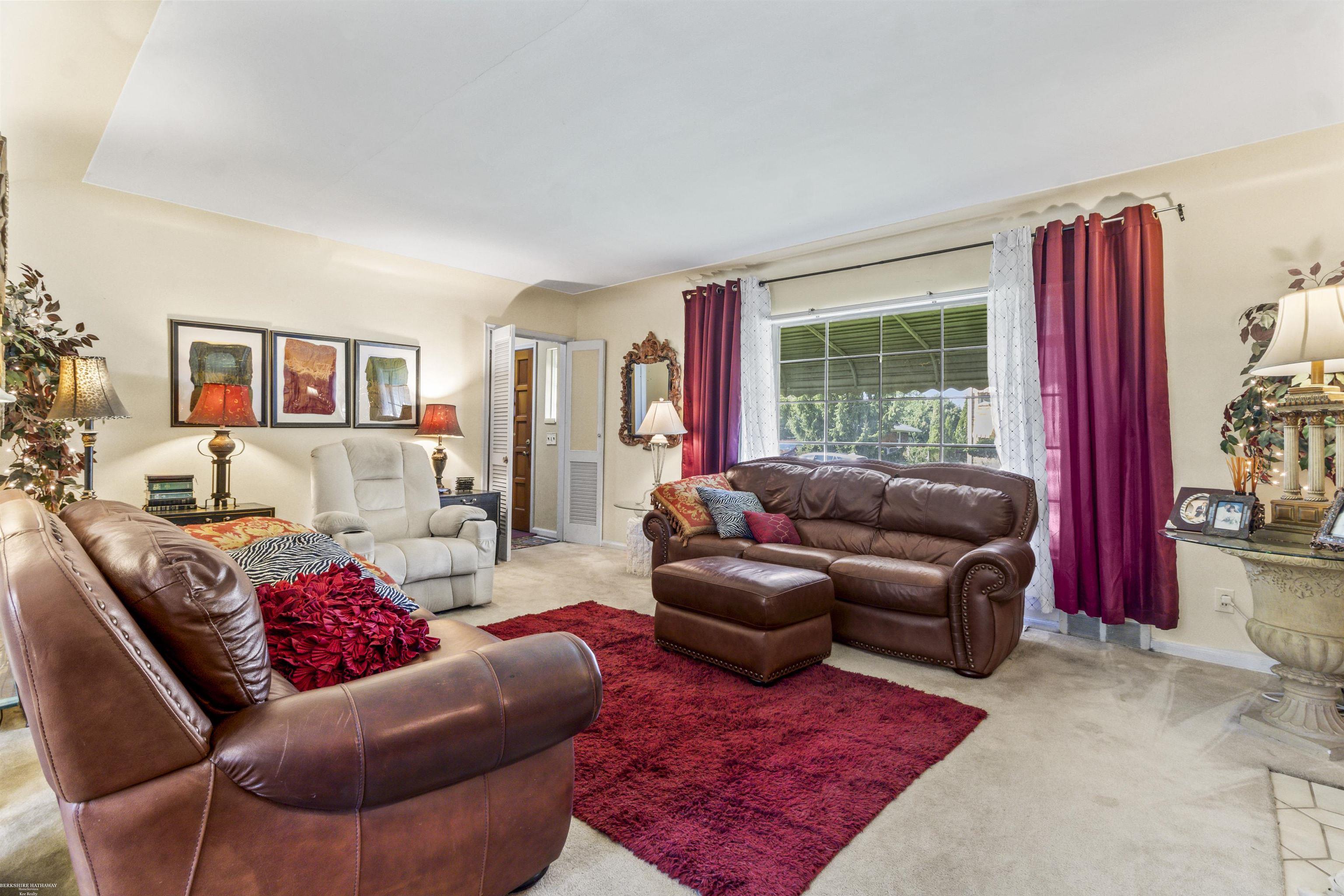 Homes for sale in Roseville, MI | 17980 Homer St, Roseville, MI 48066 | MLS# 50187297