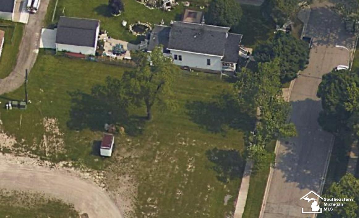 Homes for sale in Trenton, MI | 2848 4th St, Trenton, MI 48183 | MLS# 50187658