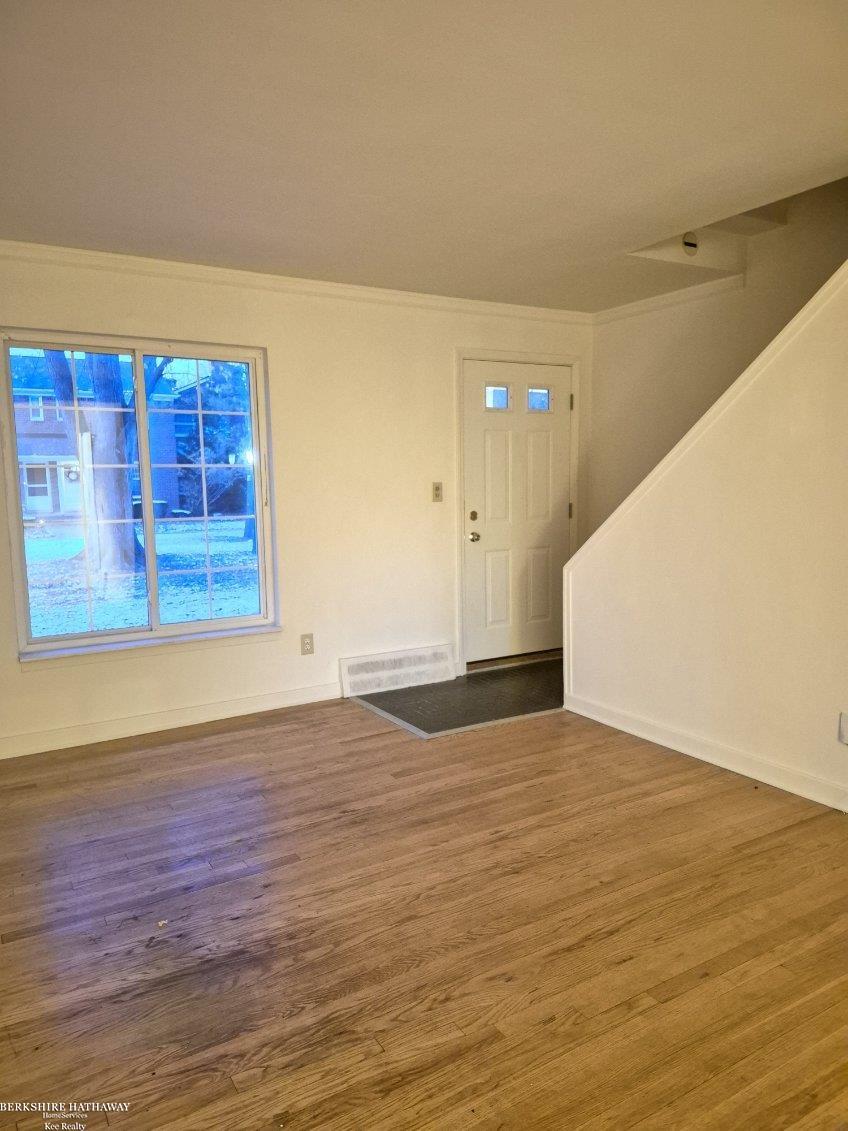 Homes for sale in Saint Clair Shores, MI | 22925 Gary Ln, Saint Clair Shores, MI 48080 | MLS# 50187896