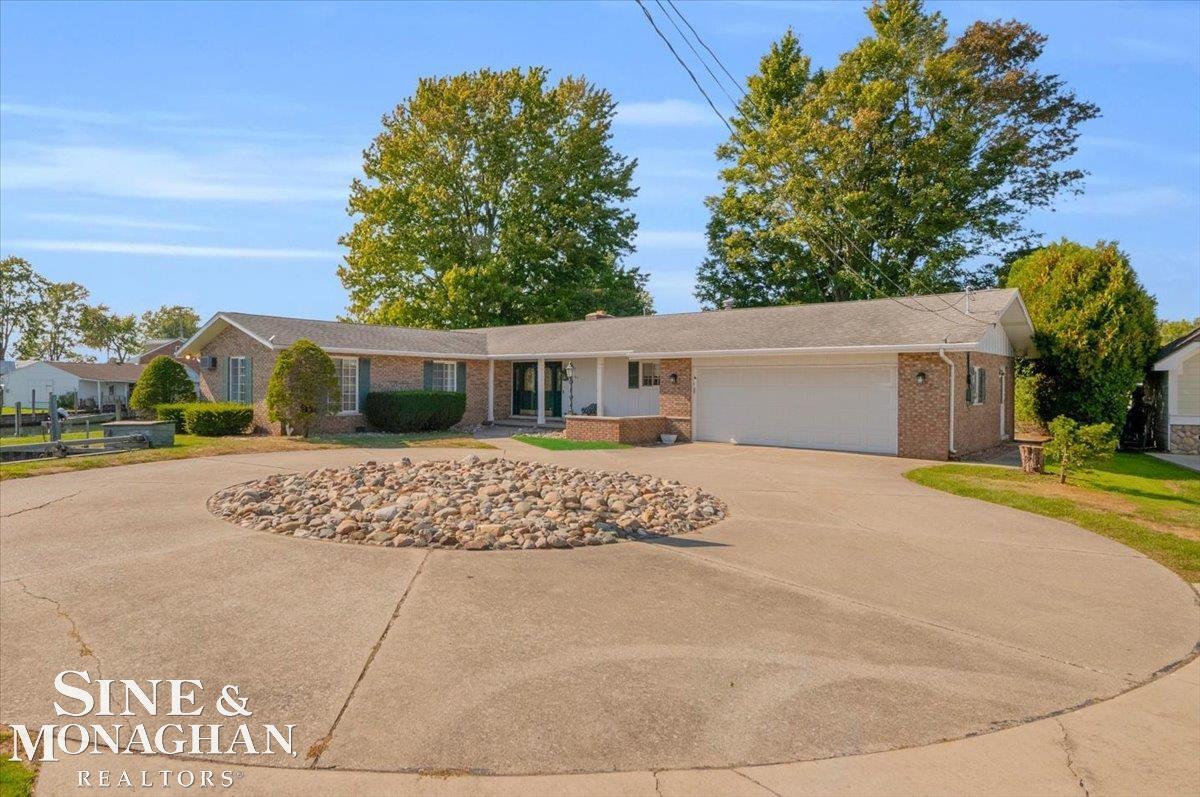 Homes for sale in Clay, MI | 7292 Bluebill Rd, Clay, MI 48001 | MLS# 50187926