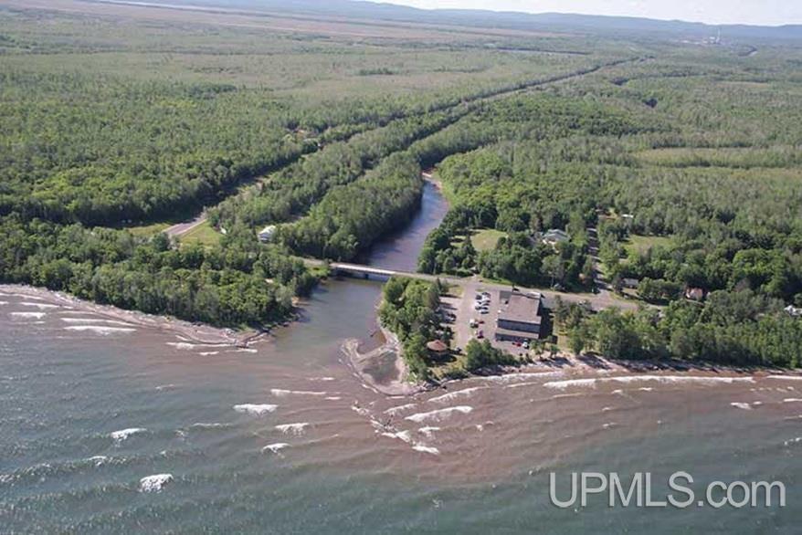 Homes for sale in Ontonagon, MI | 213 Beaser St, Ontonagon, MI 49953 | MLS# 50187997