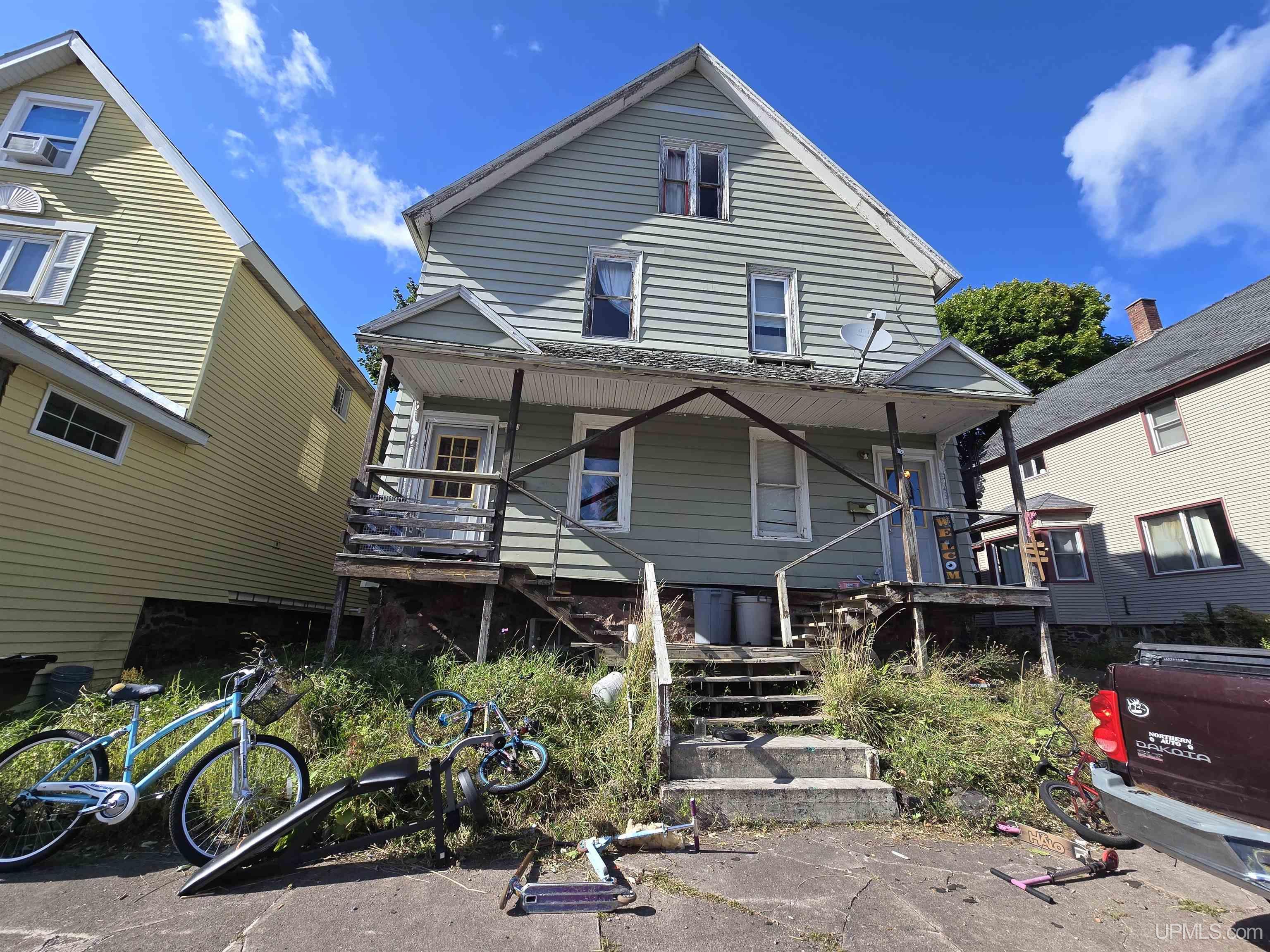 Homes for sale in Laurium, MI | 139 S Pewabic St, Laurium, MI 49913 | MLS# 50188326