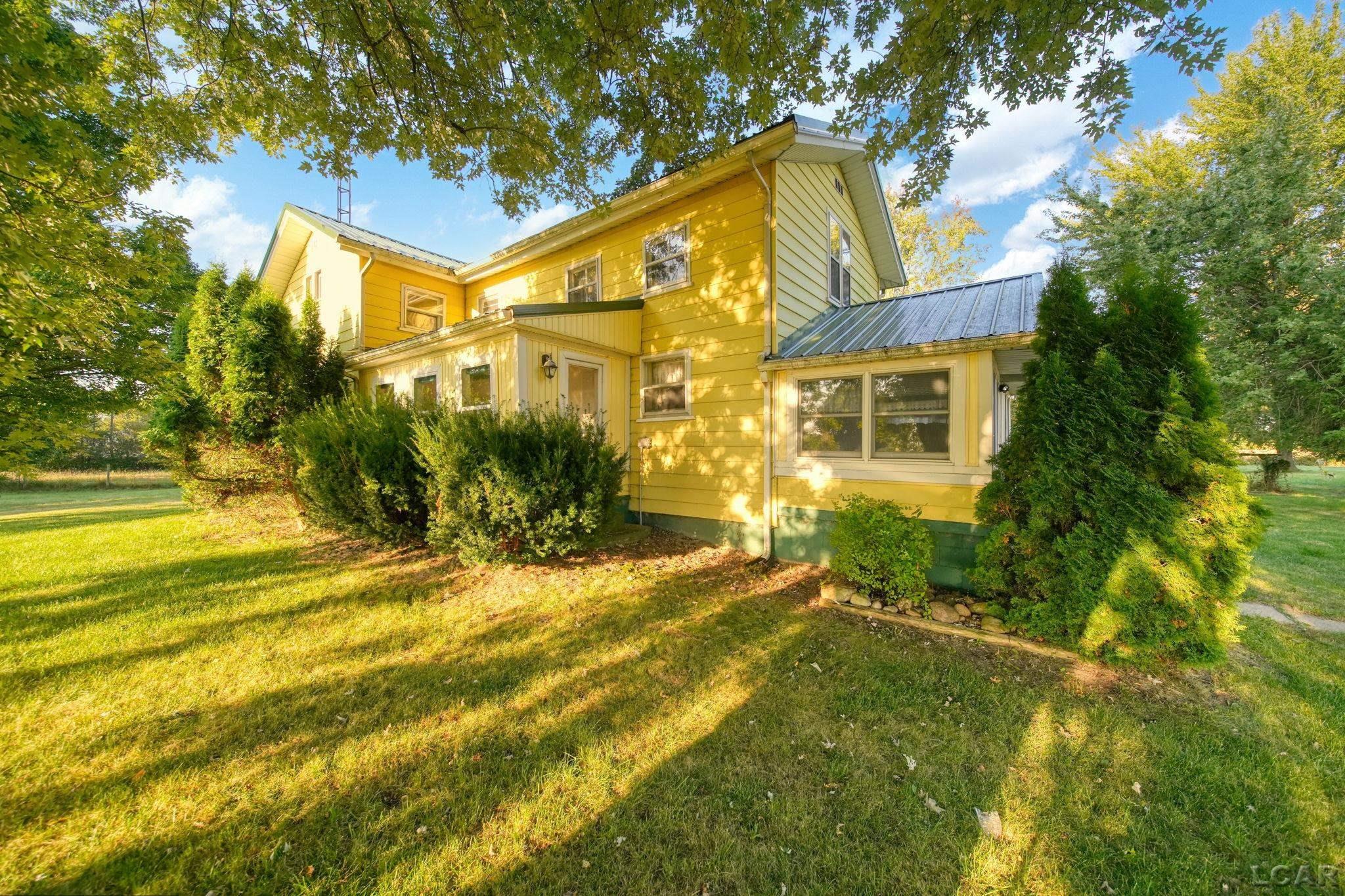 Homes for sale in Addison, MI | 9010 N Us-127 Hwy, Addison, MI 49220 | MLS# 50188428