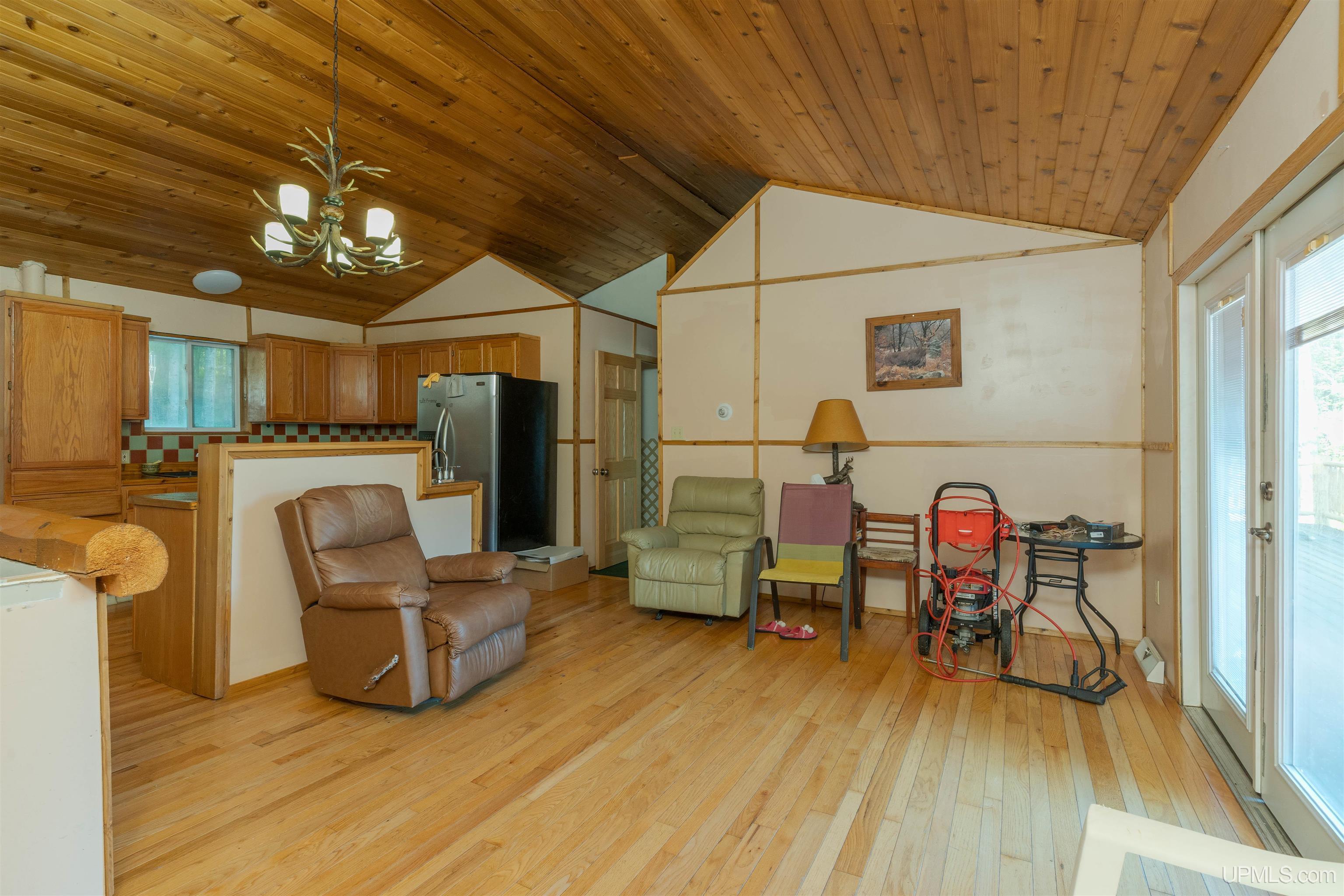 Homes for sale in Iron River, MI | 3985 Us 2 Hwy, Iron River, MI 49935 | MLS# 50188731