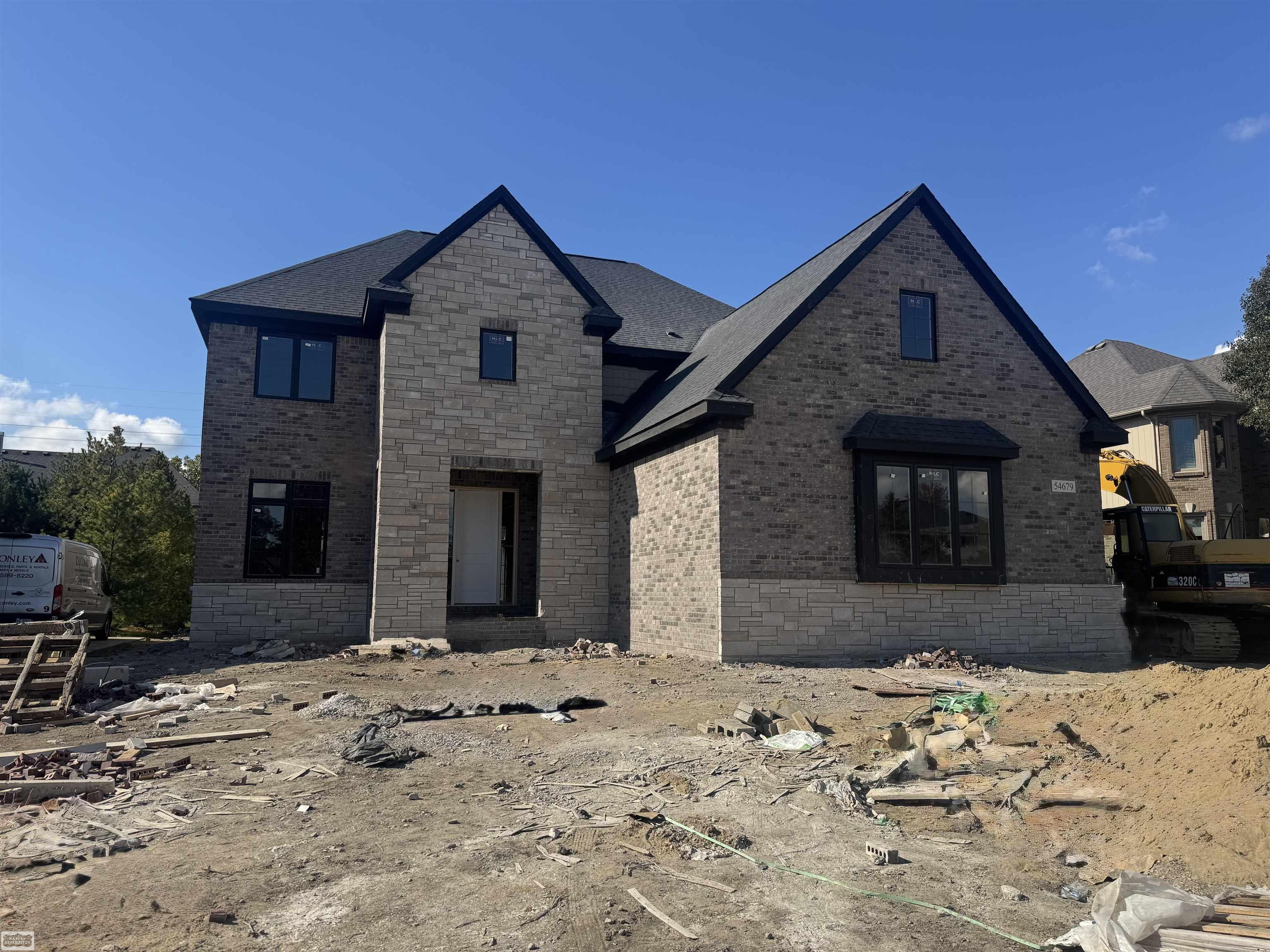 Homes for sale in Shelby Twp, MI | 54679 White Pine Ln, Shelby Twp, MI 48315 | MLS# 50188925