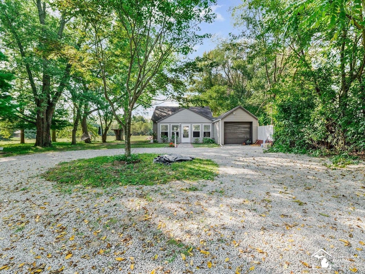 Homes for sale in Temperance, MI | 109 W Dean Rd, Temperance, MI 48182 | MLS# 50188992