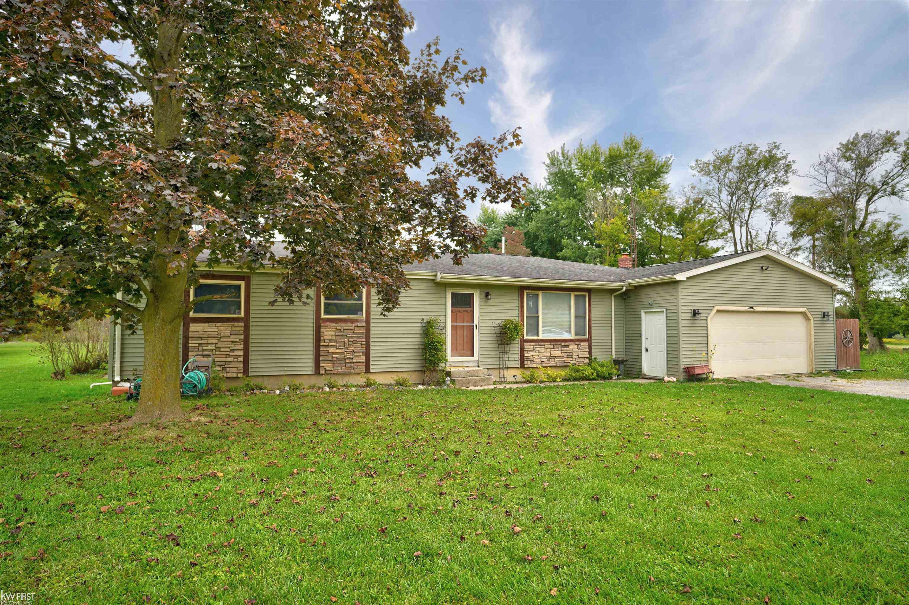 Homes for sale in Davison, MI | 5238 N Gale Rd, Davison, MI 48423 | MLS# 50189231