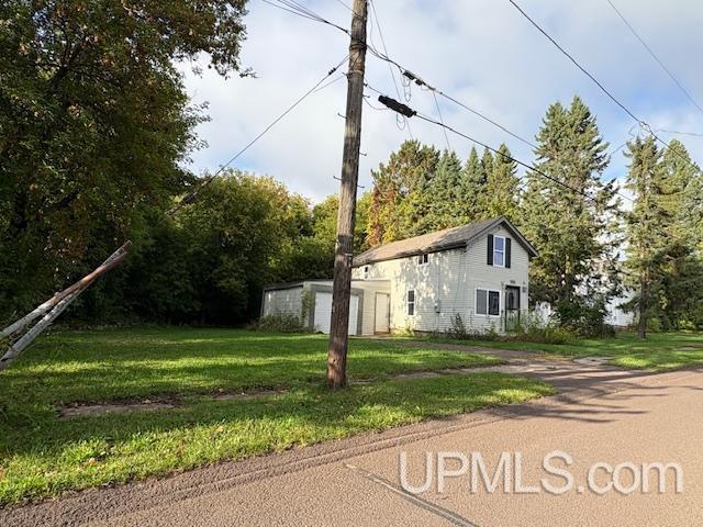 Homes for sale in Ironwood, MI | 334 W Ayer St, Ironwood, MI 49938 | MLS# 50189400