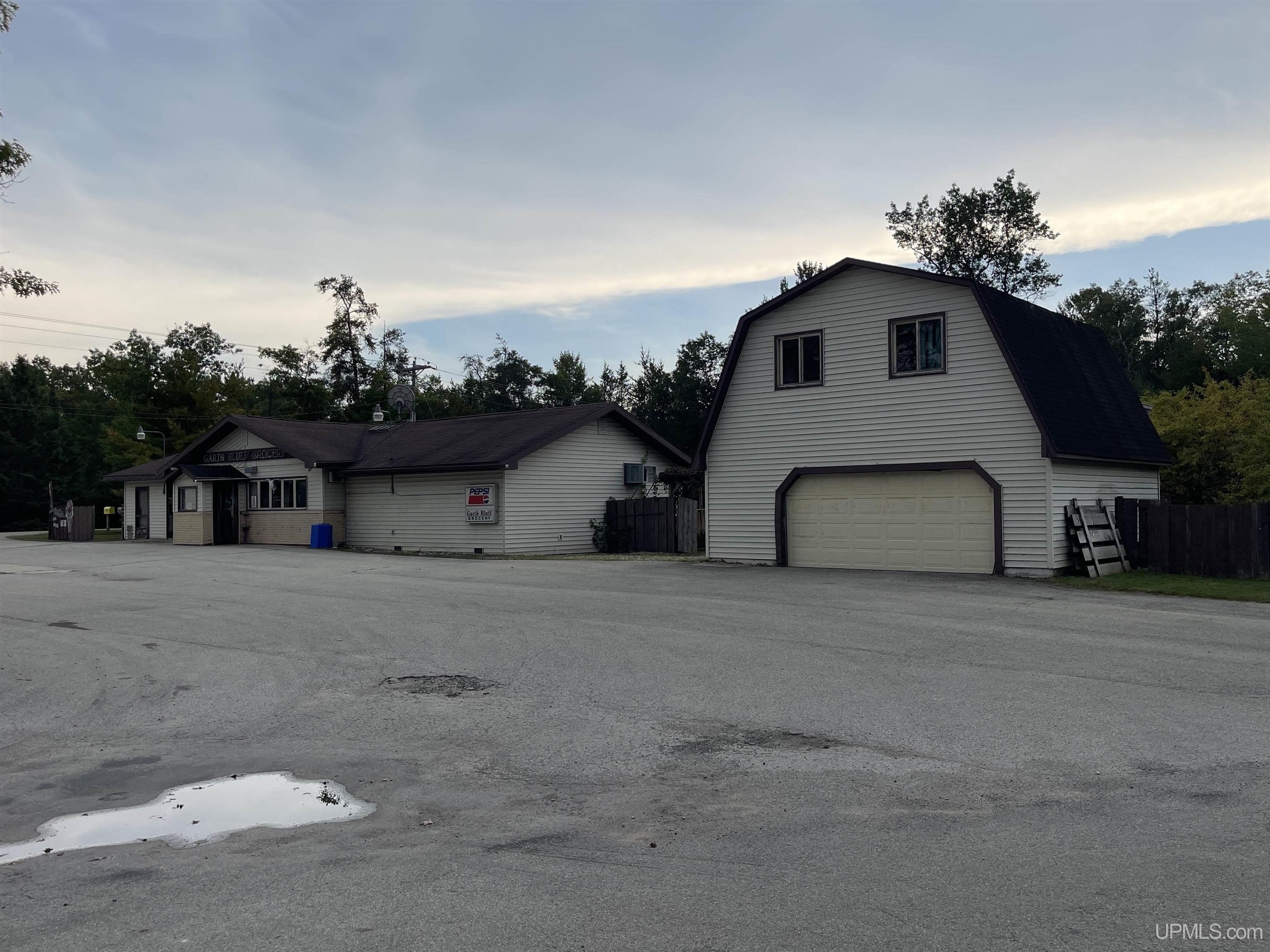 Homes for sale in Rapid River, MI | 9787 County 513 T Rd, Rapid River, MI 49878 | MLS# 50189462