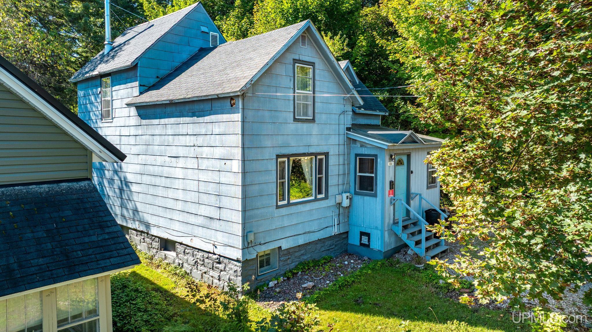 Homes for sale in Lake Linden, MI | 466 Poplar St, Lake Linden, MI 49945 | MLS# 50189690