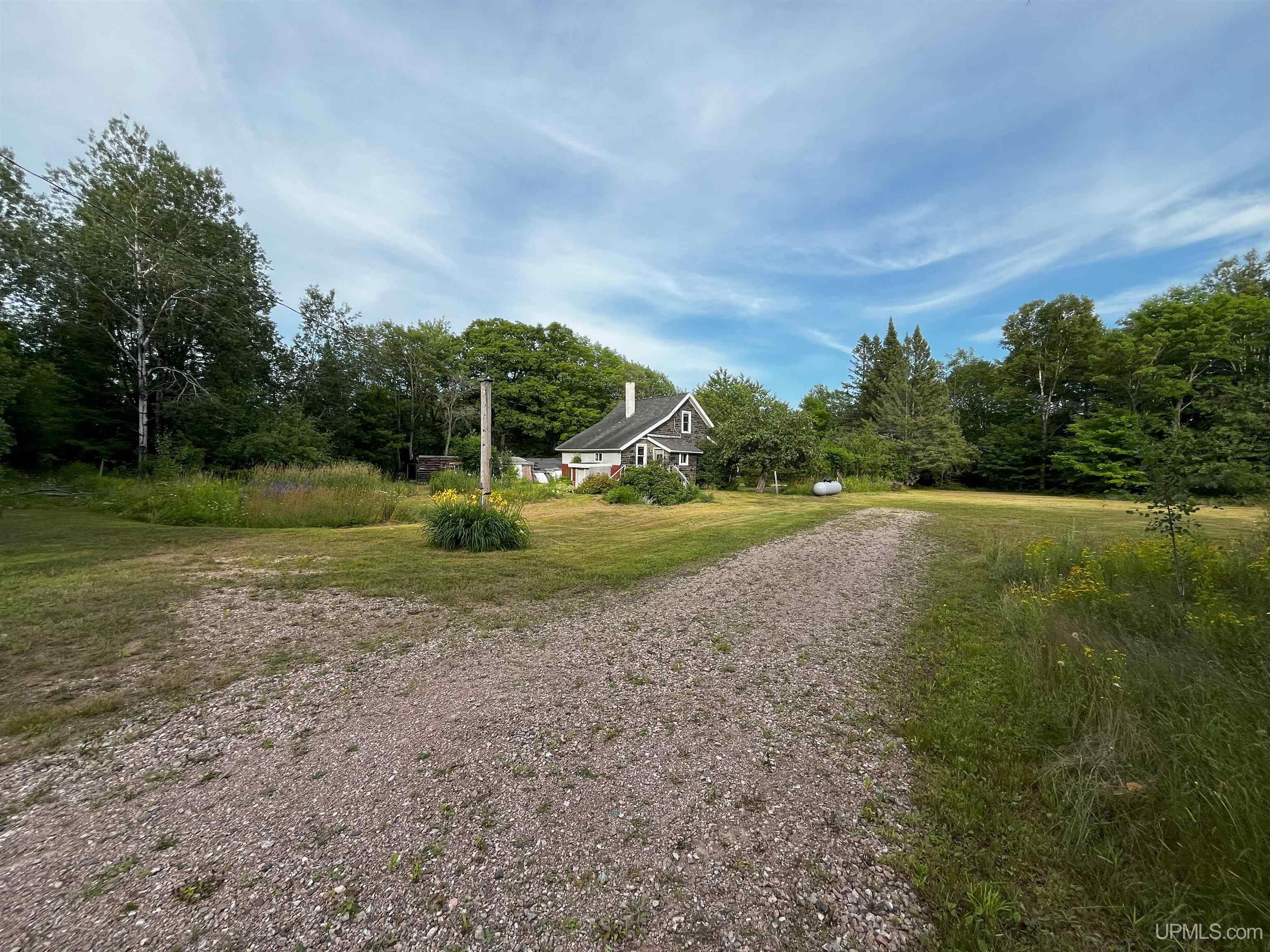 Homes for sale in Calumet, MI | 54866 Tecumseh Rd, Calumet, MI 49913 | MLS# 50189742