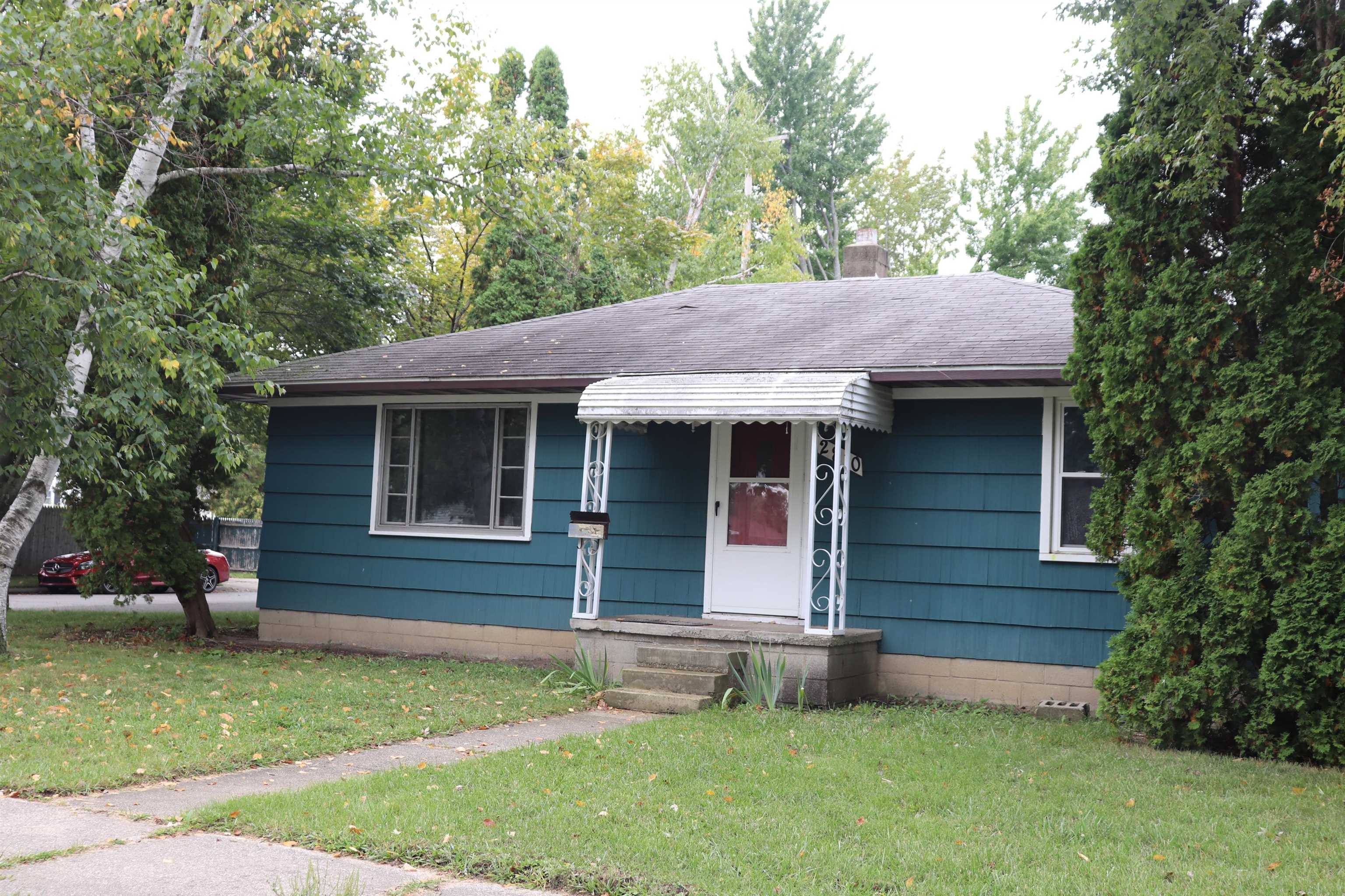 Homes for sale in Bay City, MI | 2810 Mix Ave, Bay City, MI 48708 | MLS# 50189822