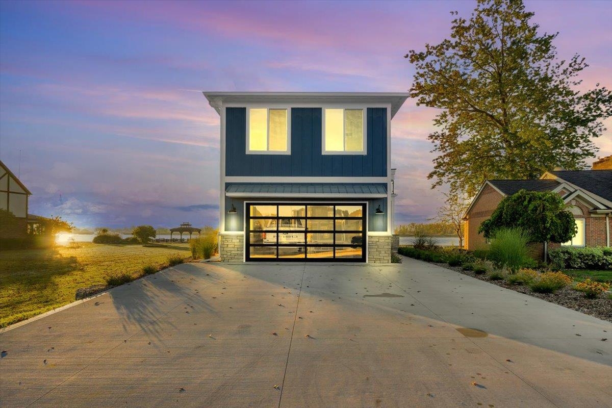 Homes for sale in Algonac, MI | 488 Lathrop St, Algonac, MI 48001 | MLS# 50189912