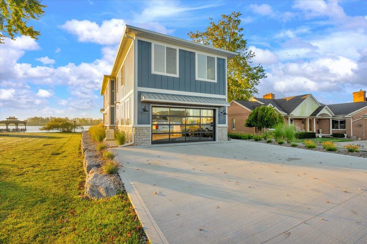 Homes for sale in Algonac, MI | 488 Lathrop St, Algonac, MI 48001 | MLS# 50189912