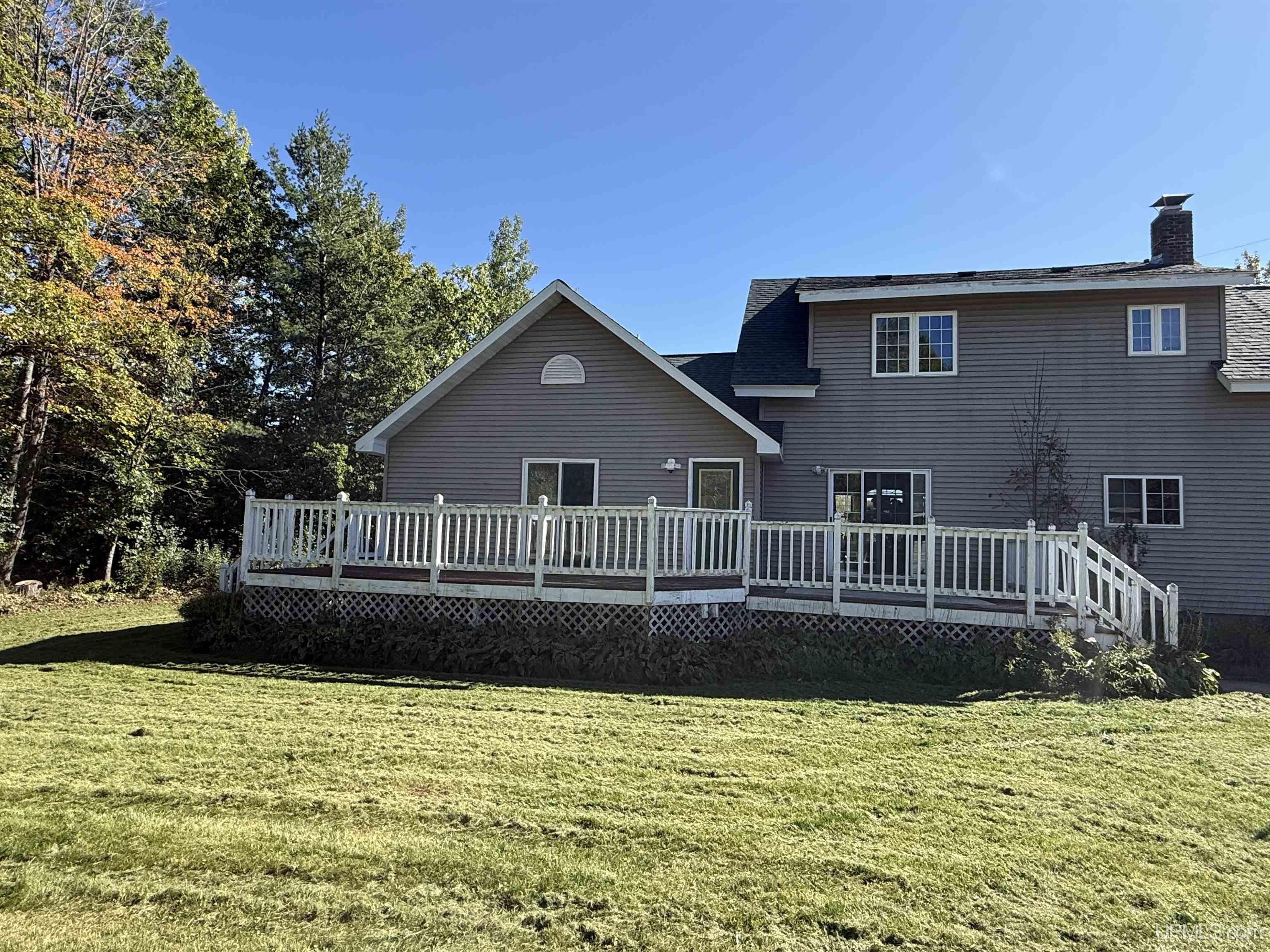 Homes for sale in Wakefield, MI | 105 Indianhead Road Road, Wakefield, MI 49968 | MLS# 50189919