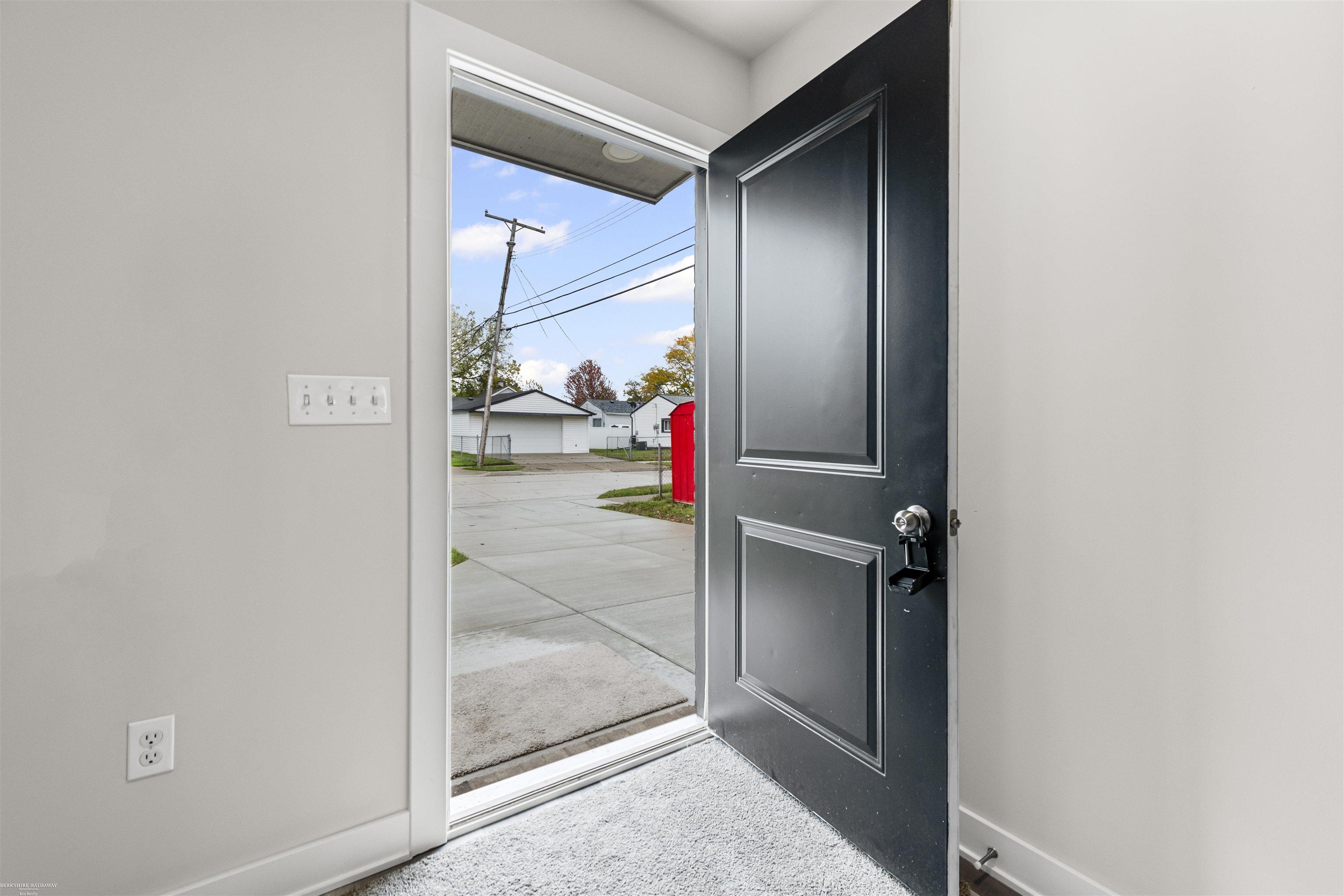 Homes for sale in Roseville, MI | 28017 Ginley St, Roseville, MI 48066 | MLS# 50190357