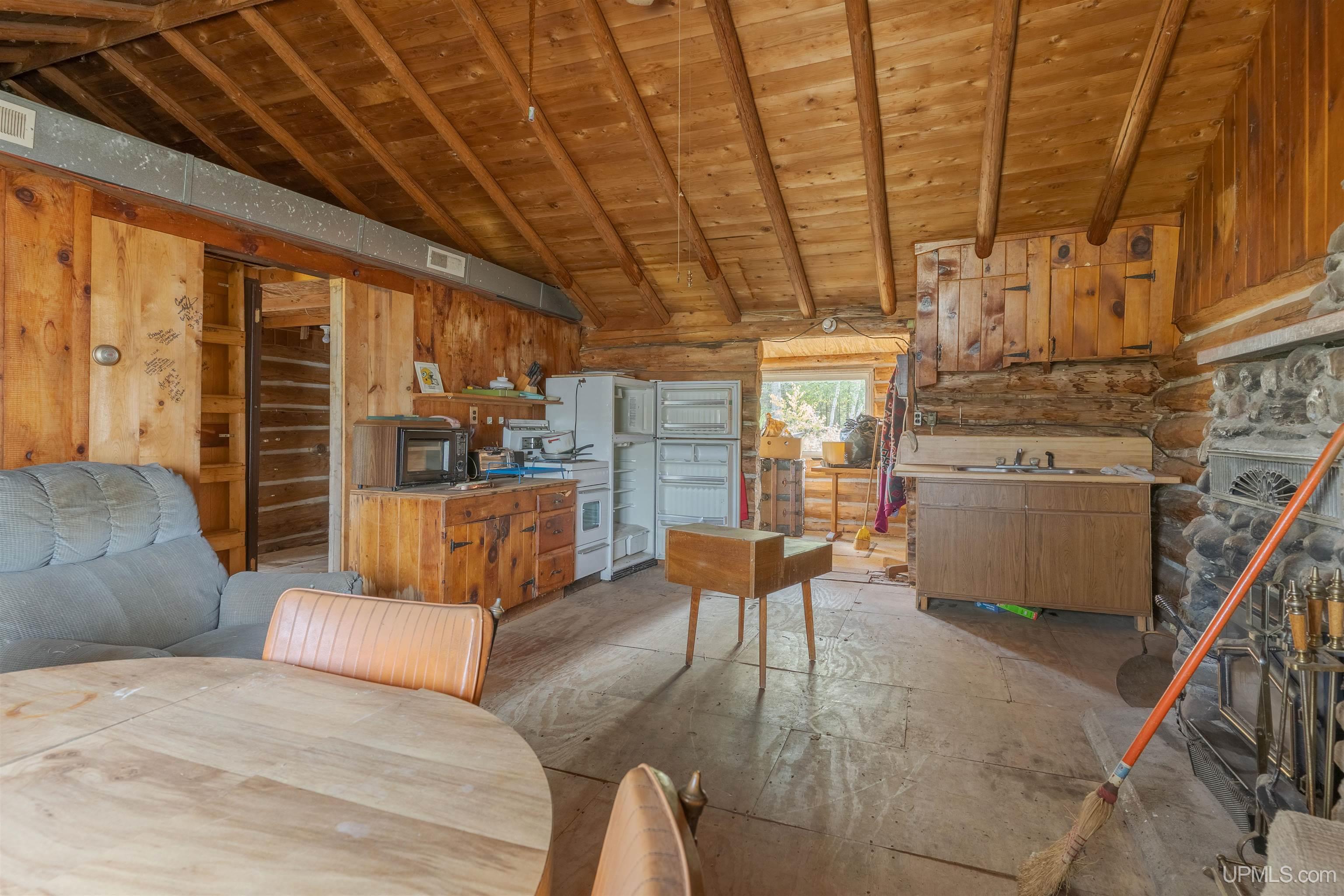 Homes for sale in Crystal Falls, MI | 152 Jarvi Rd, Crystal Falls, MI 49935 | MLS# 50190453