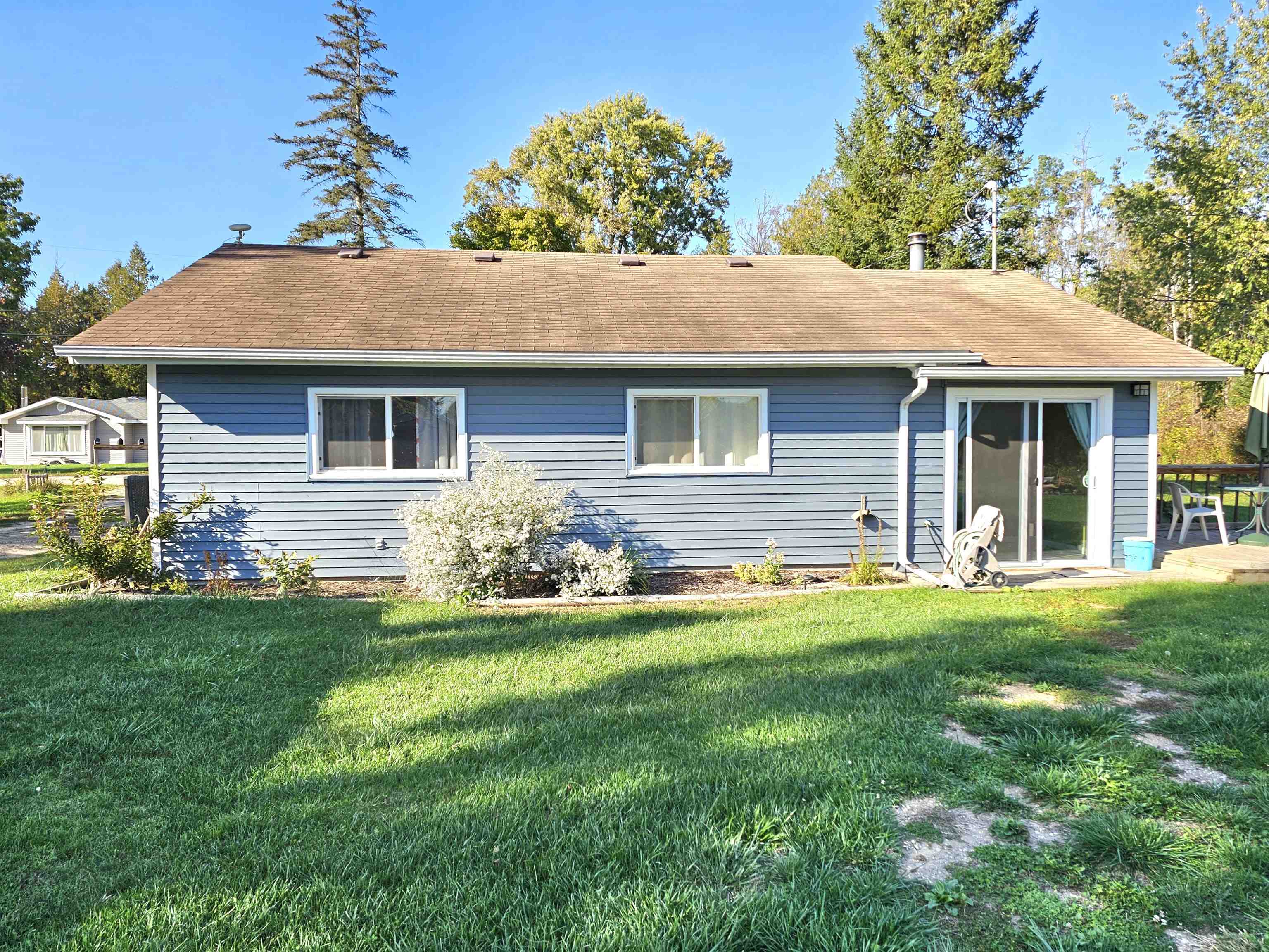 Homes for sale in Gladwin, MI | 4460 Ash Ct, Gladwin, MI 48624 | MLS# 50190471