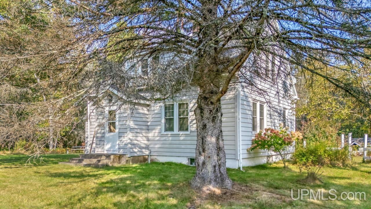 Homes for sale in Rock, MI | 4296 Cedar 36Th Ln, Rock, MI 49880 | MLS# 50190690