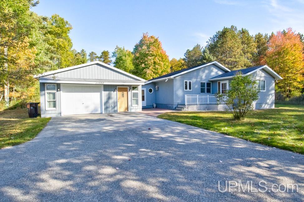 Homes for sale in Rapid River, MI | 11590 Us 2 Hwy, Rapid River, MI 49878 | MLS# 50190693
