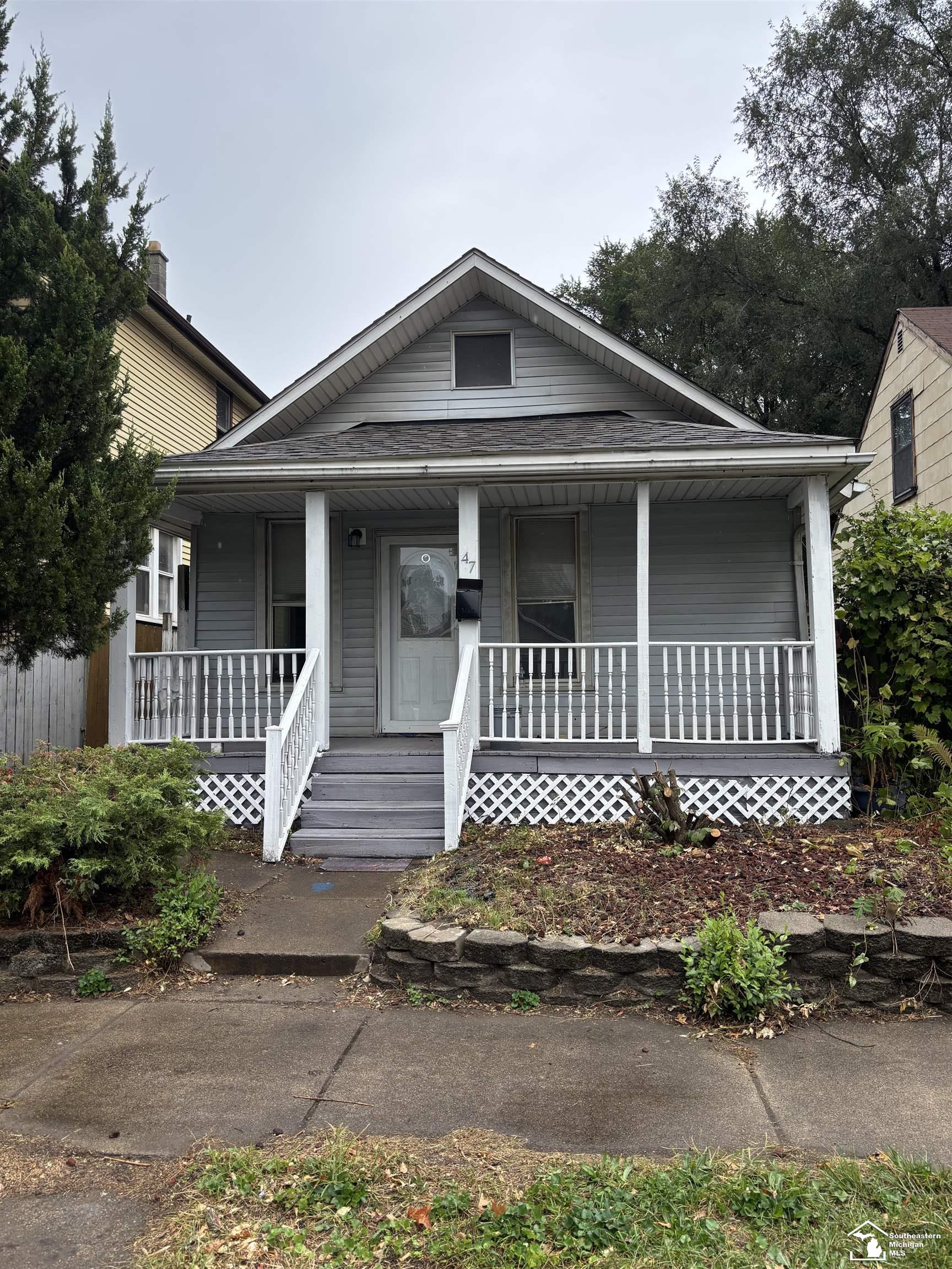 Homes for sale in Ecorse, MI | 47 E Rockwood St, Ecorse, MI 48229 | MLS# 50190798