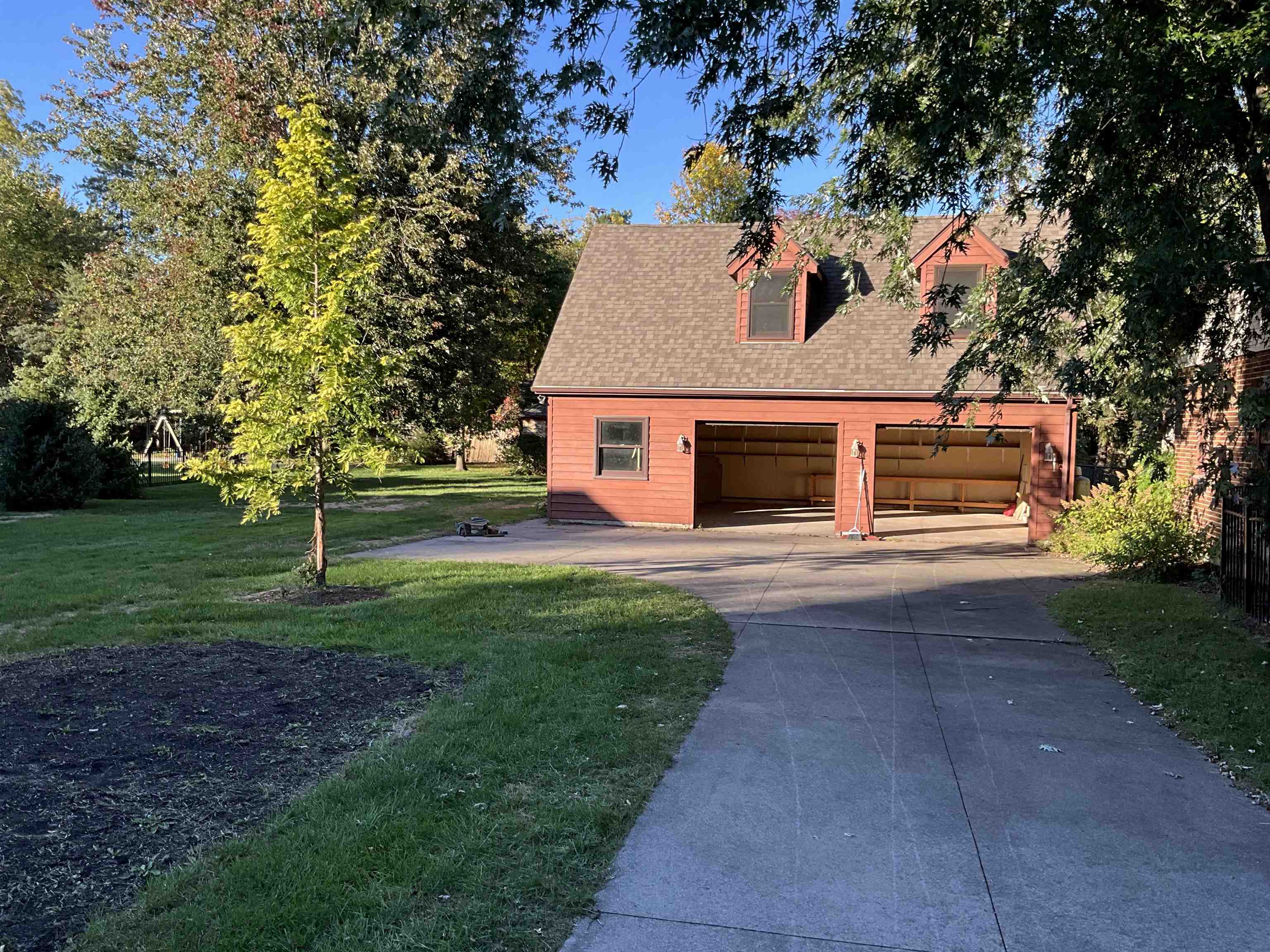 Homes for sale in Bay City, MI | 2221 Carroll Rd St, Bay City, MI 48708 | MLS# 50190933