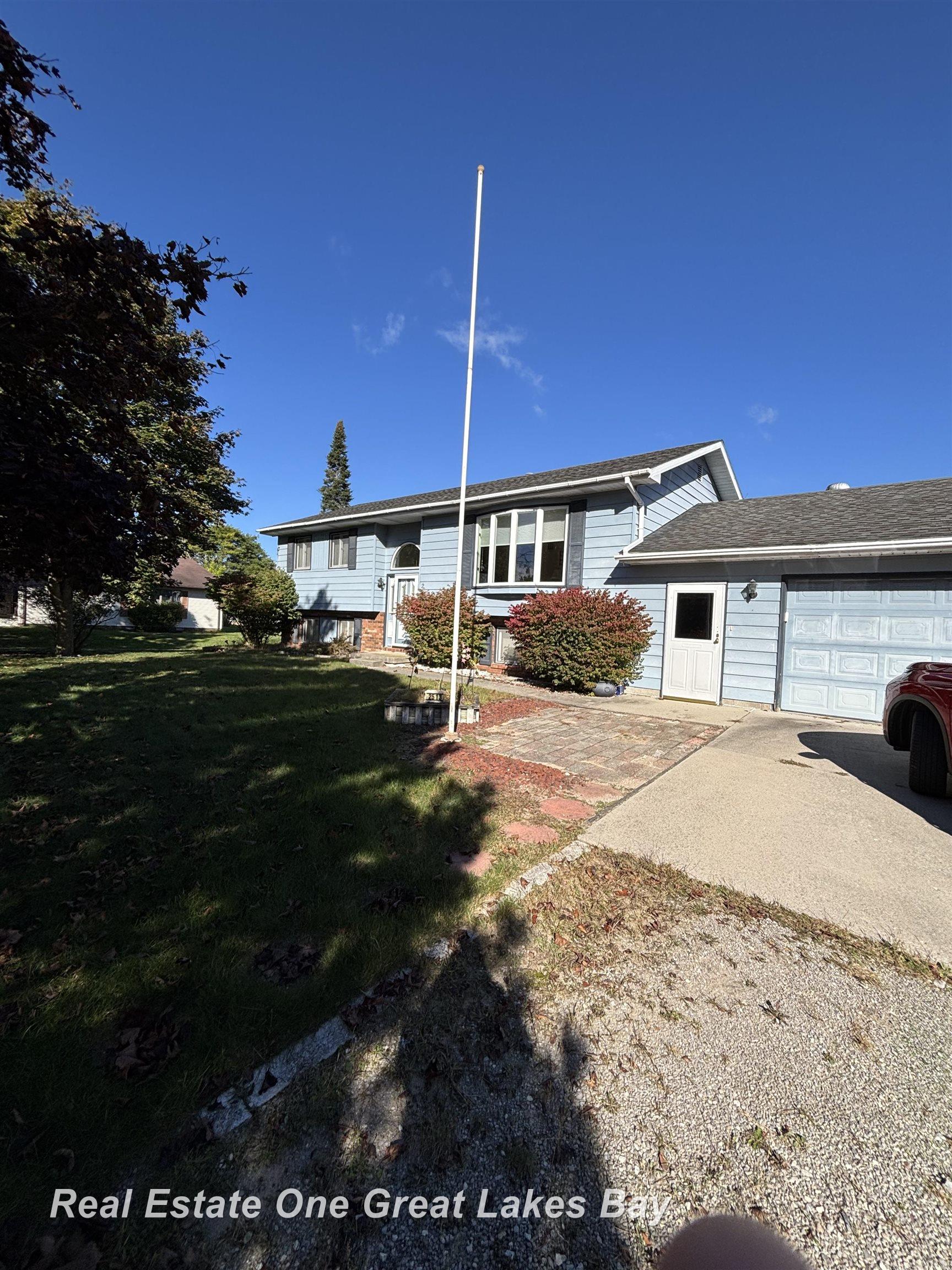 Homes for sale in Alpena, MI | 2513 Grant St, Alpena, MI 49707 | MLS# 50191040