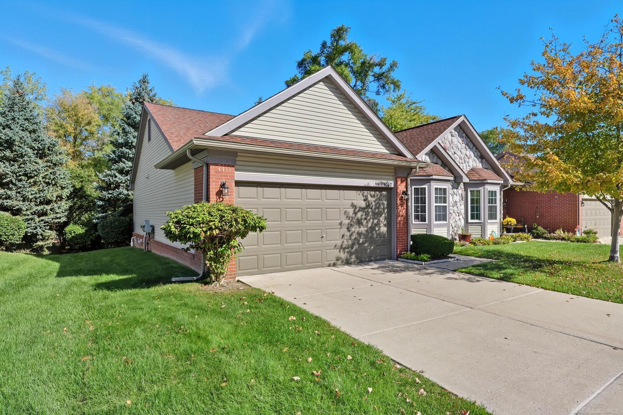 Homes for sale in Waterford, MI | 3062 Brookside Dr, Waterford, MI 48328 | MLS# 50191167