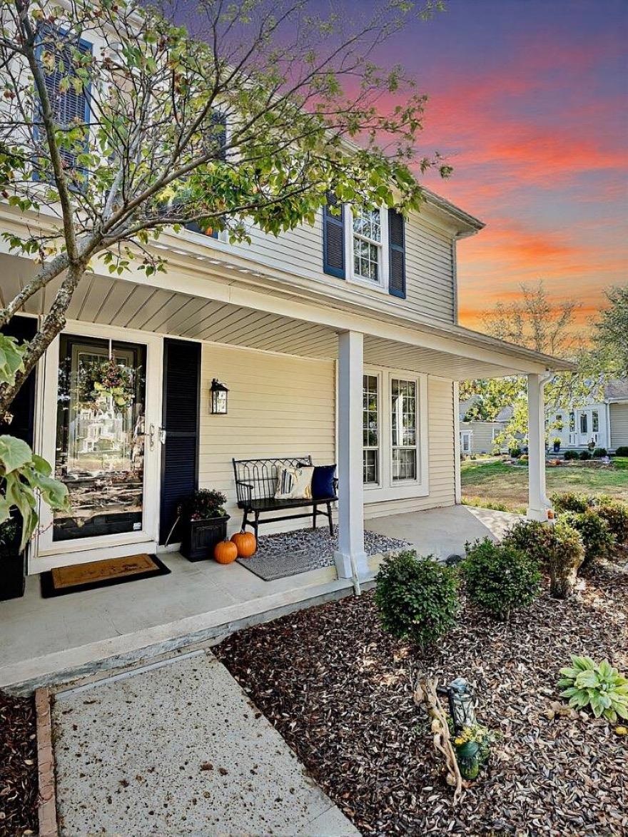 Homes for sale in Rochester Hills, MI | 386 Dalton Dr, Rochester Hills, MI 48307 | MLS# 50191271